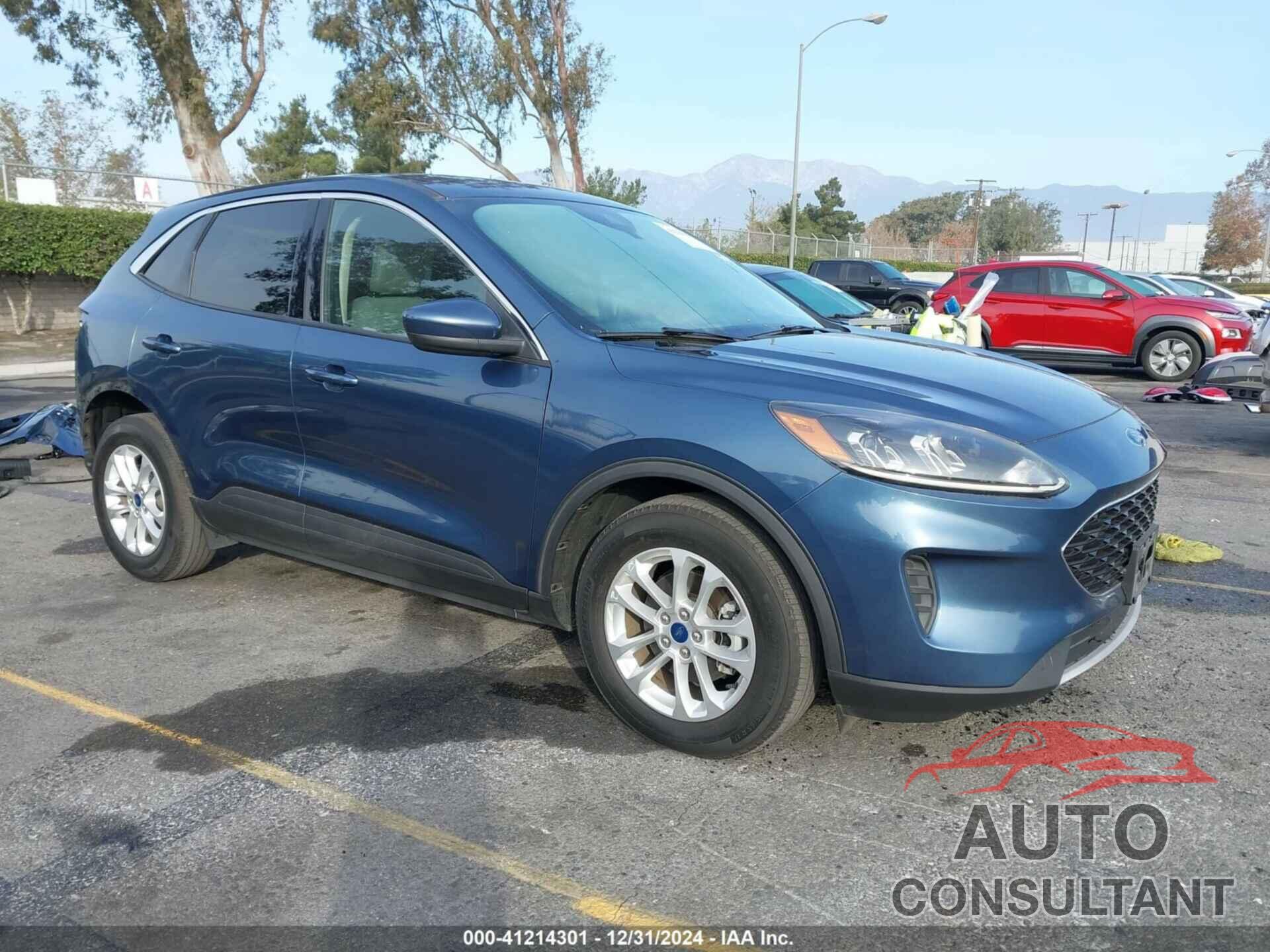 FORD ESCAPE 2020 - 1FMCU0G65LUB70388