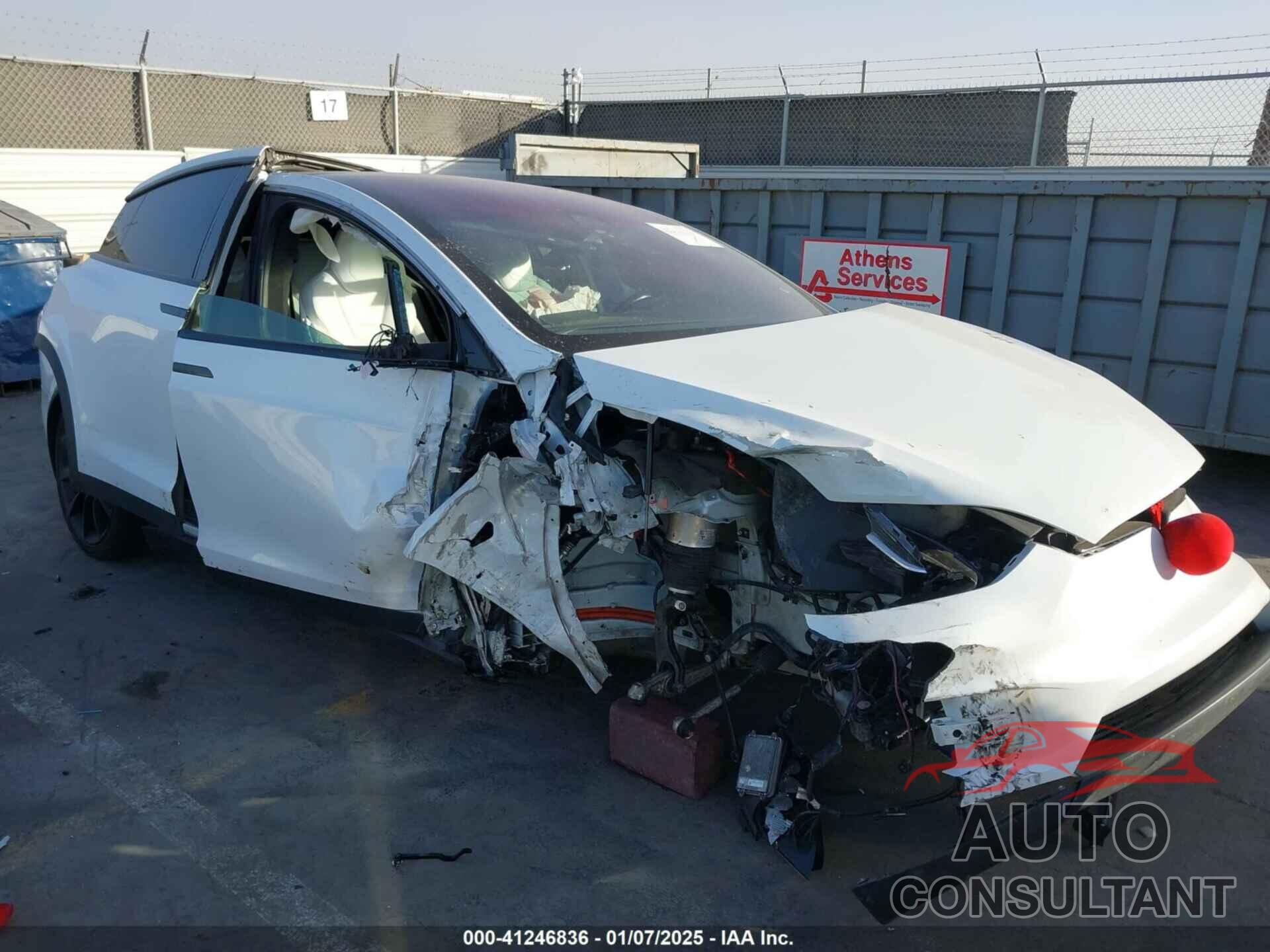 TESLA MODEL X 2017 - 5YJXCAE20HF041506