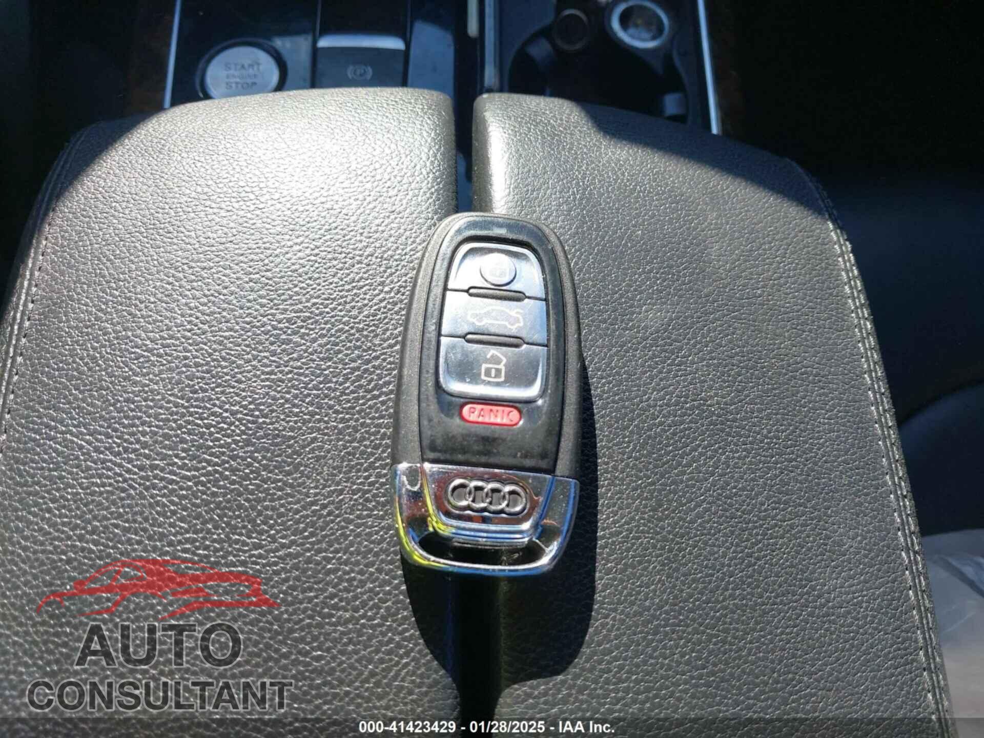 AUDI A8 L 2011 - WAURVAFD0BN013682