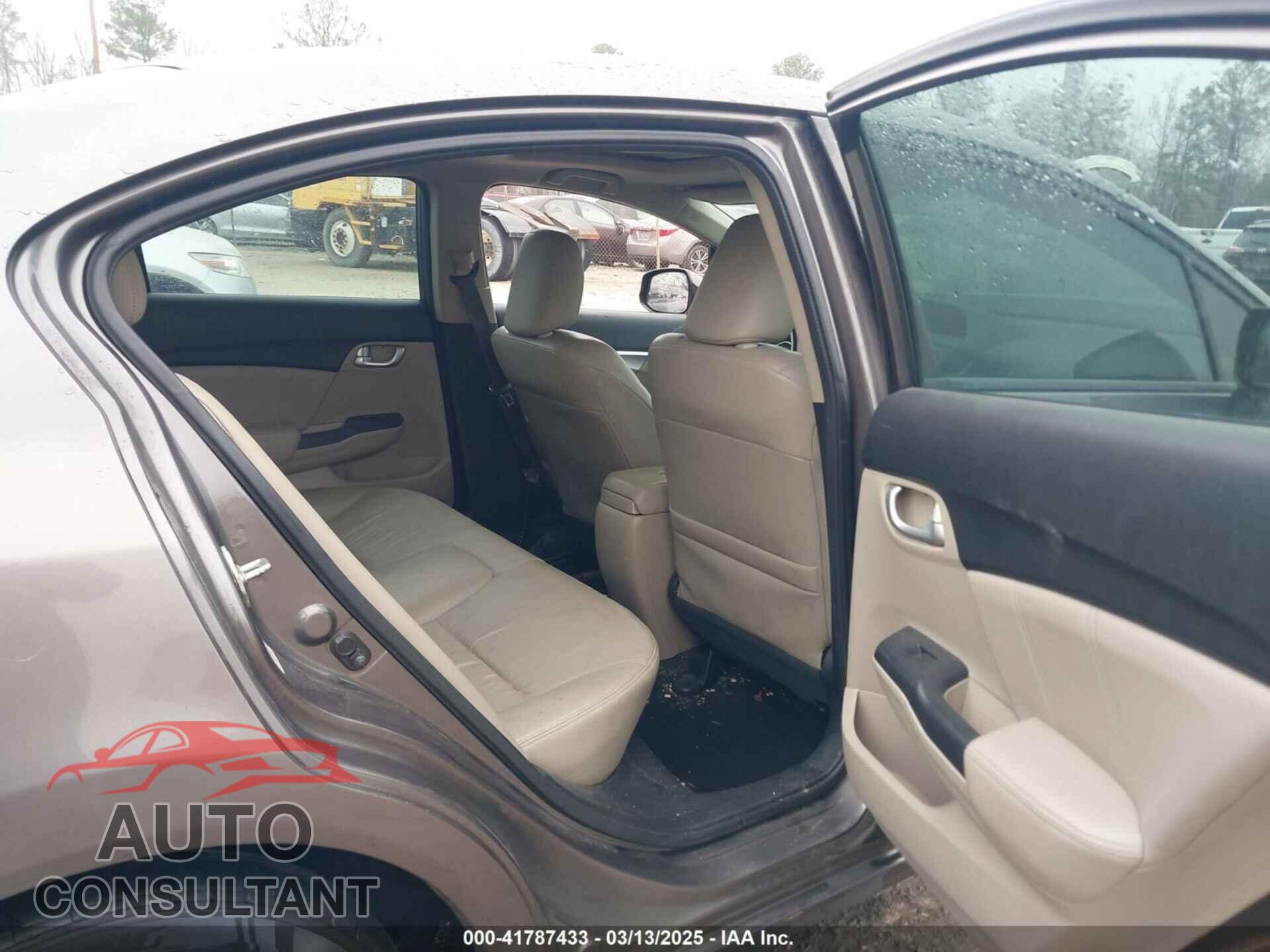 HONDA CIVIC 2013 - 19XFB2F91DE019904