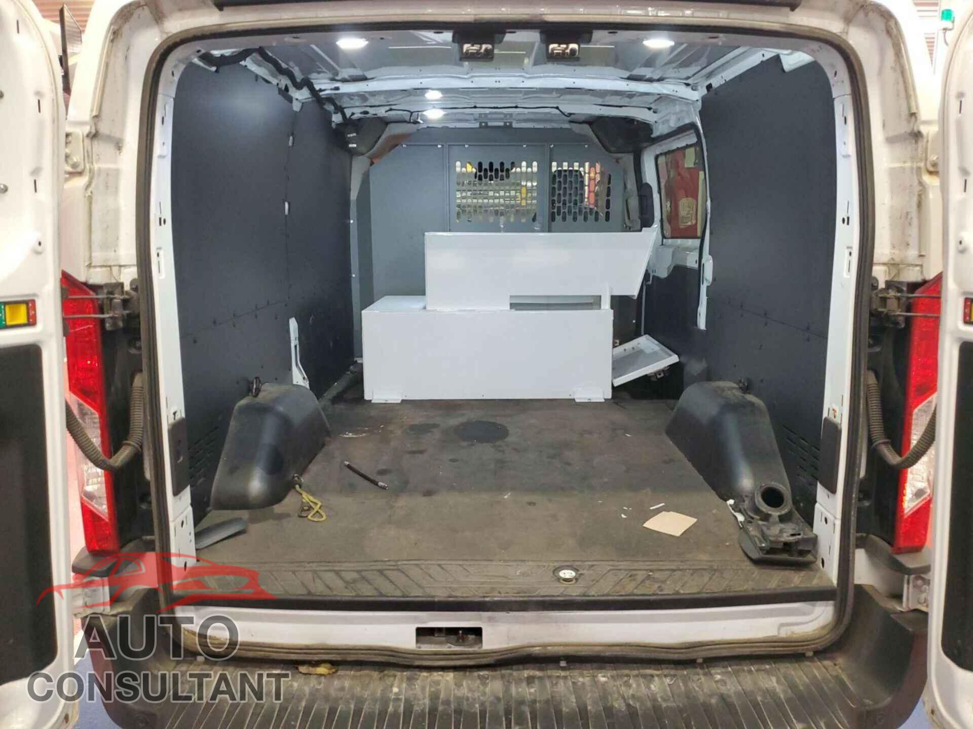 FORD TRANSIT-150 2018 - 1FTYE1YM4JKB52113