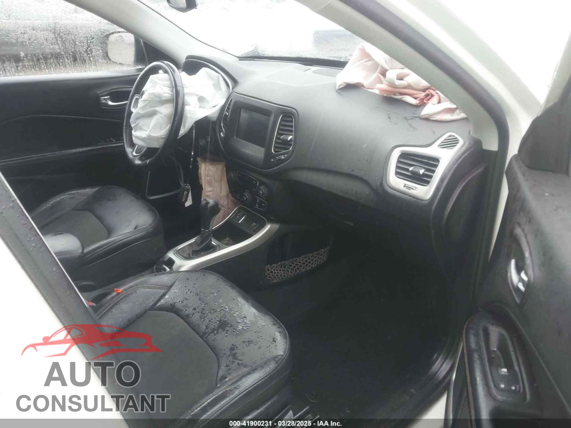 JEEP COMPASS 2019 - 3C4NJCBB4KT778018