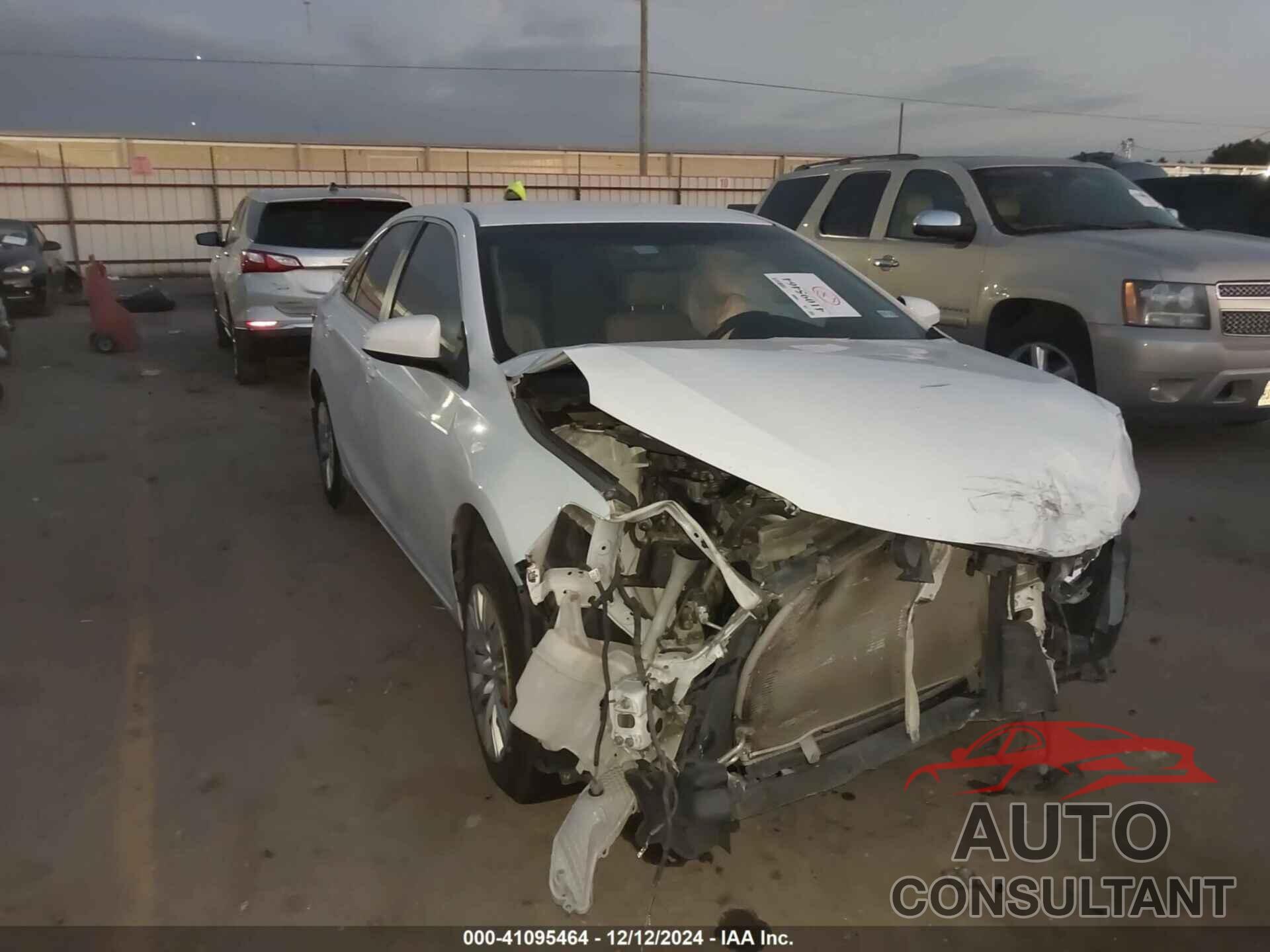 TOYOTA CAMRY 2017 - 4T1BF1FK2HU284088