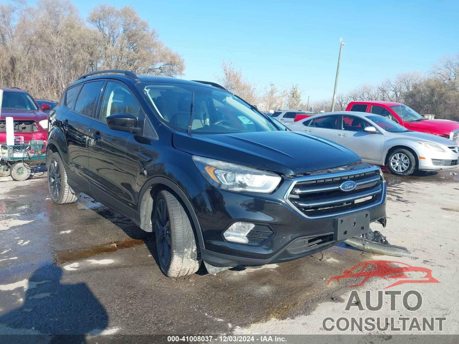 FORD ESCAPE 2017 - 1FMCU0GD1HUE28198