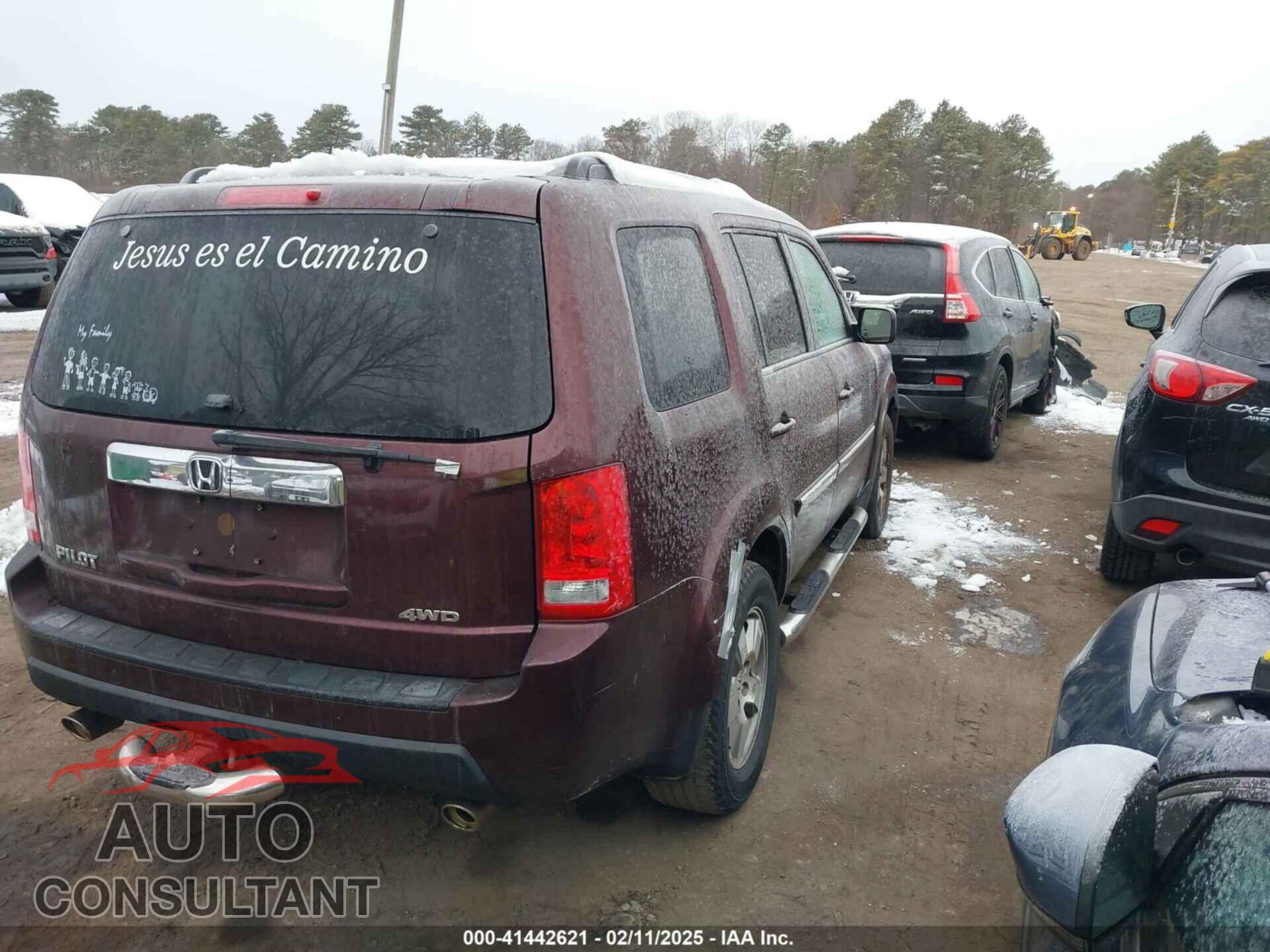HONDA PILOT 2011 - 5FNYF4H56BB024171