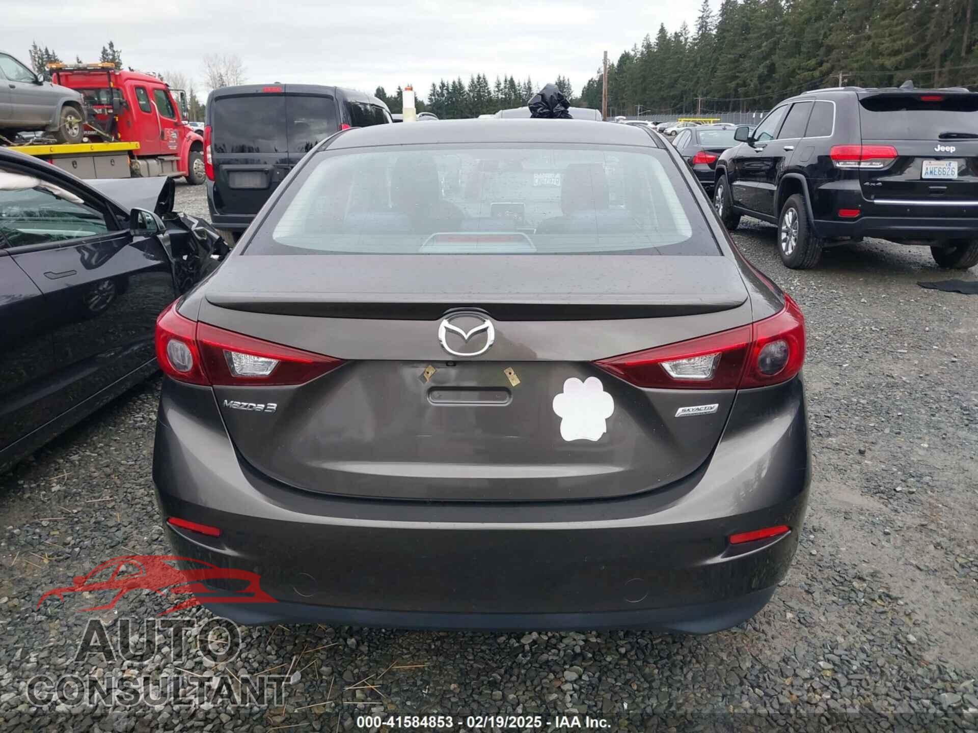 MAZDA MAZDA3 2016 - JM1BM1V78G1329008