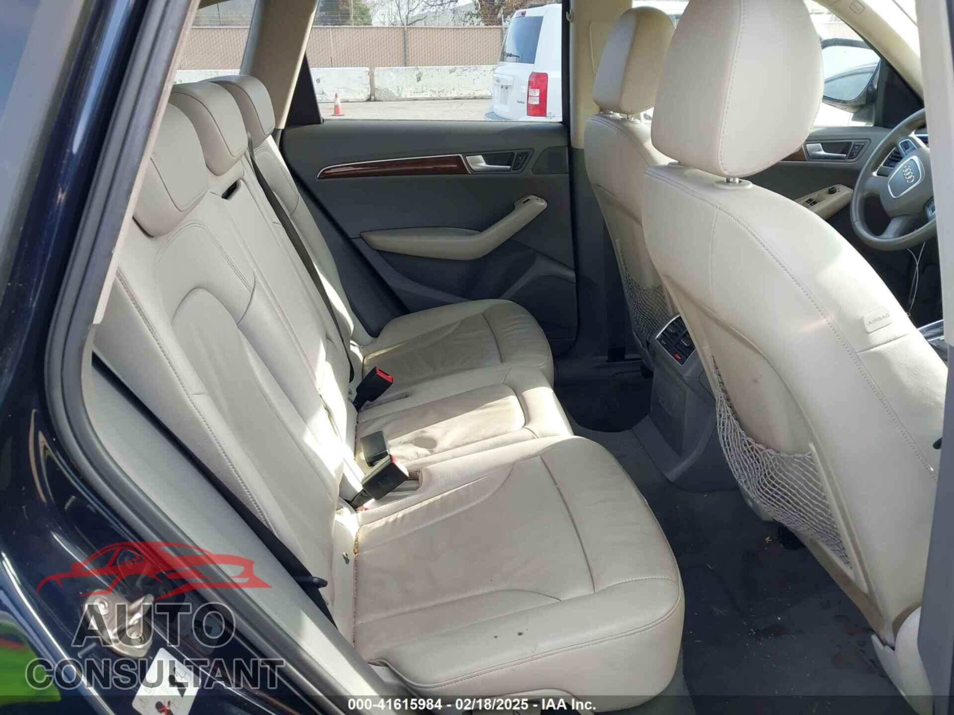 AUDI Q5 2010 - WA1CKAFP0AA078642