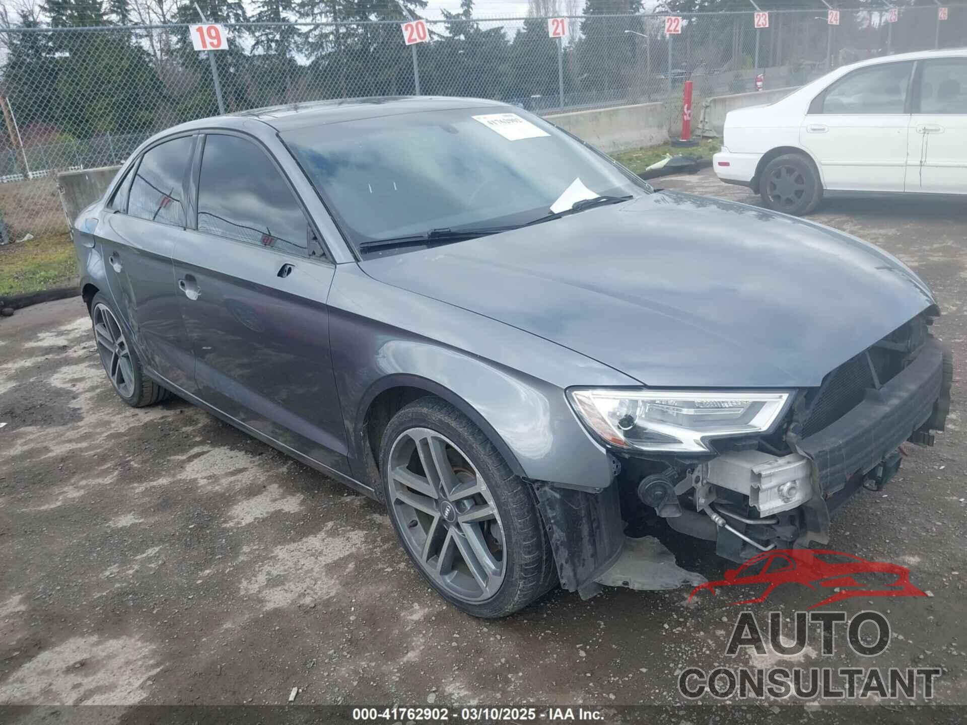 AUDI A3 2018 - WAUAUGFF3J1030437