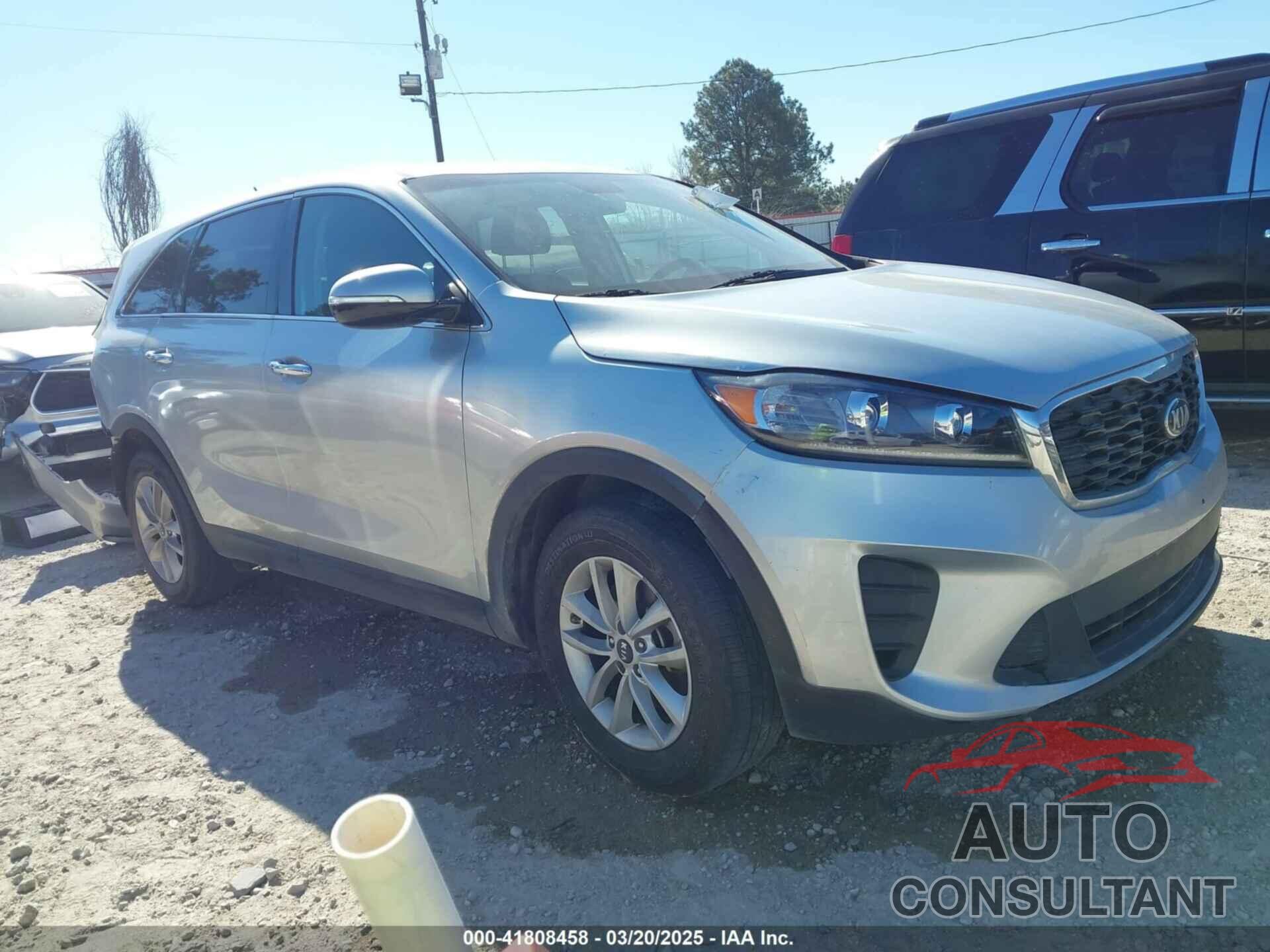 KIA SORENTO 2019 - 5XYPG4A59KG558518