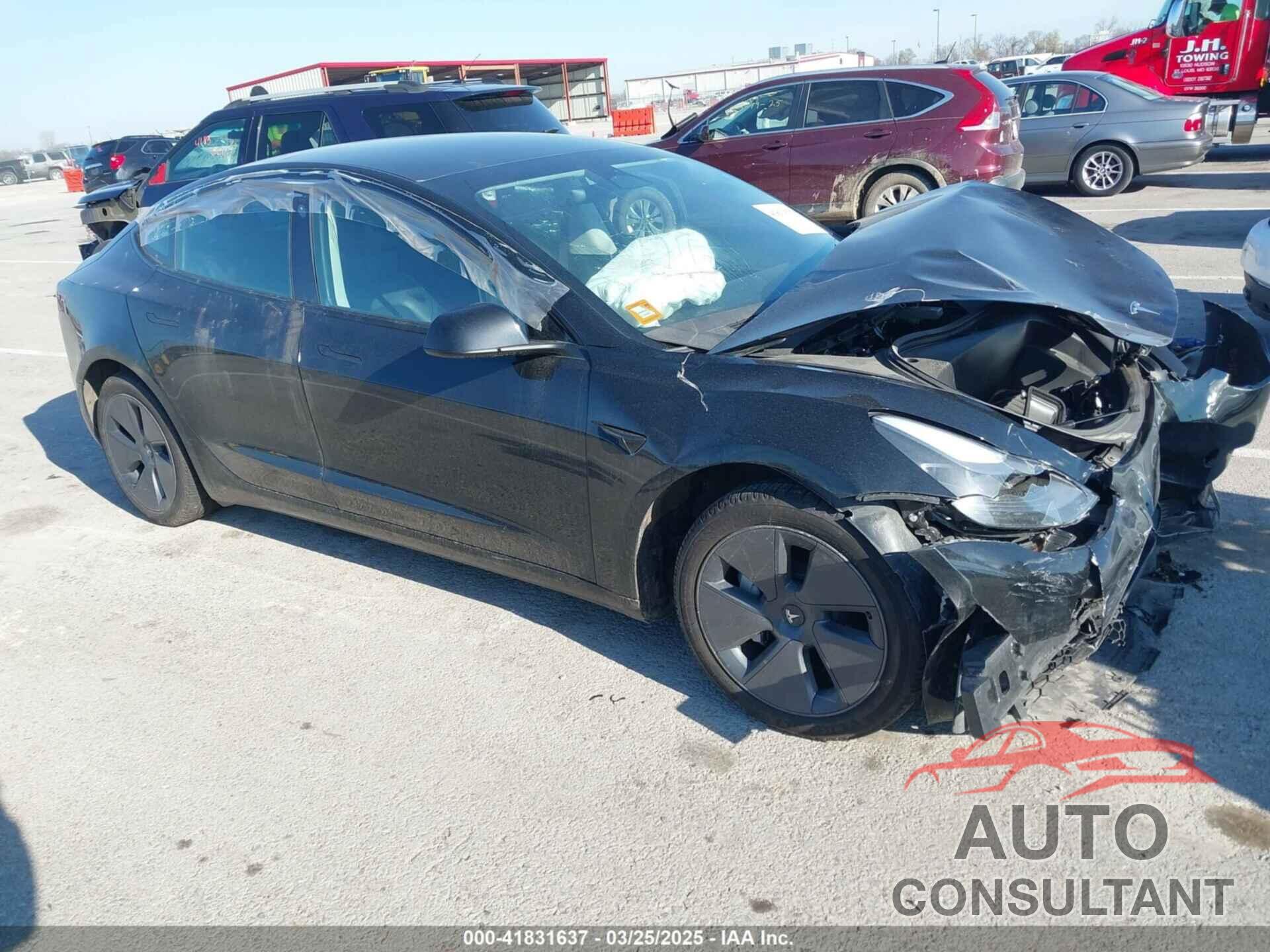 TESLA MODEL 3 2023 - 5YJ3E1EA2PF696877