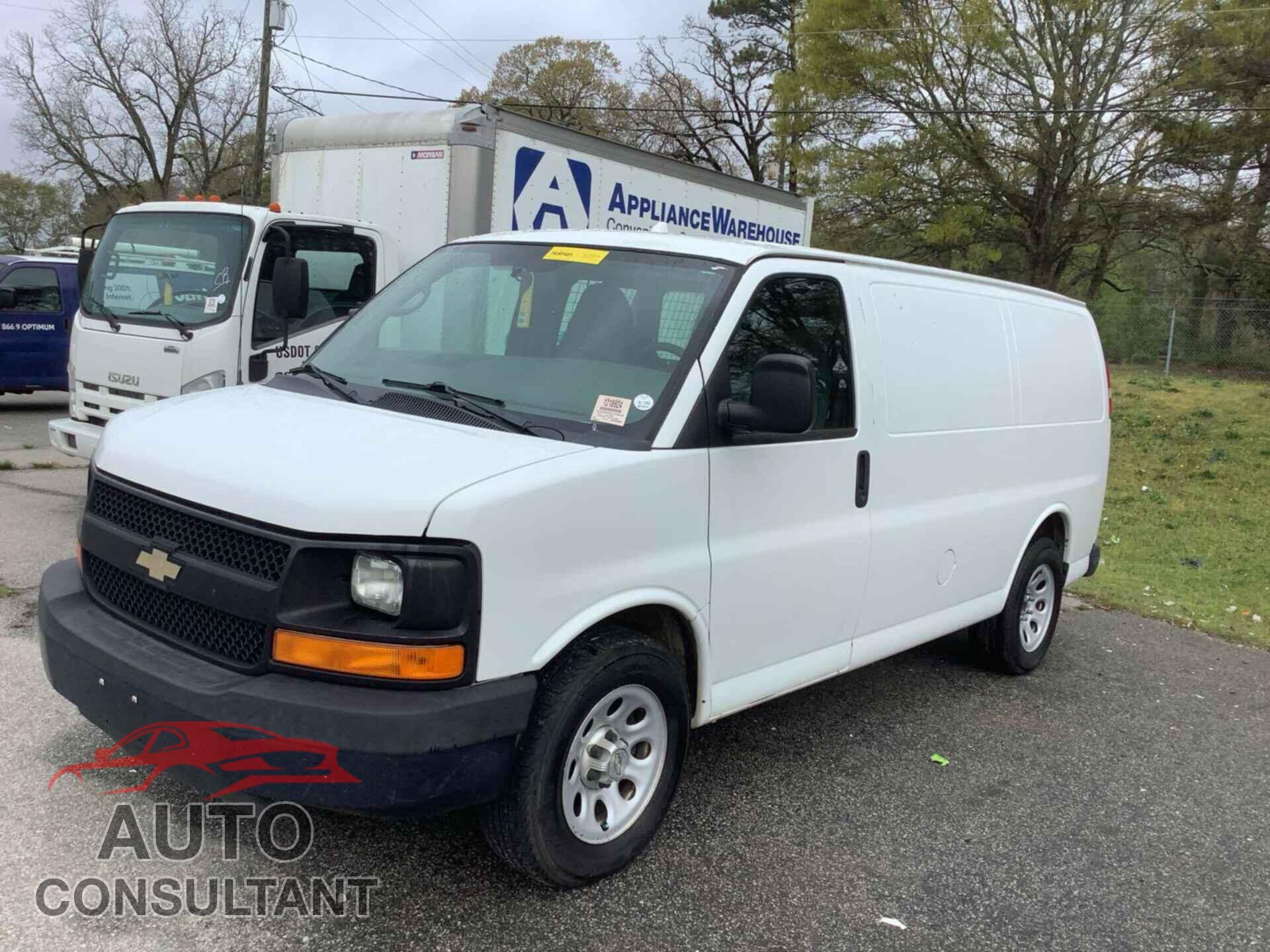 CHEVROLET EXPRESS G1500 2014 - 1GCSGAFXXE1154019