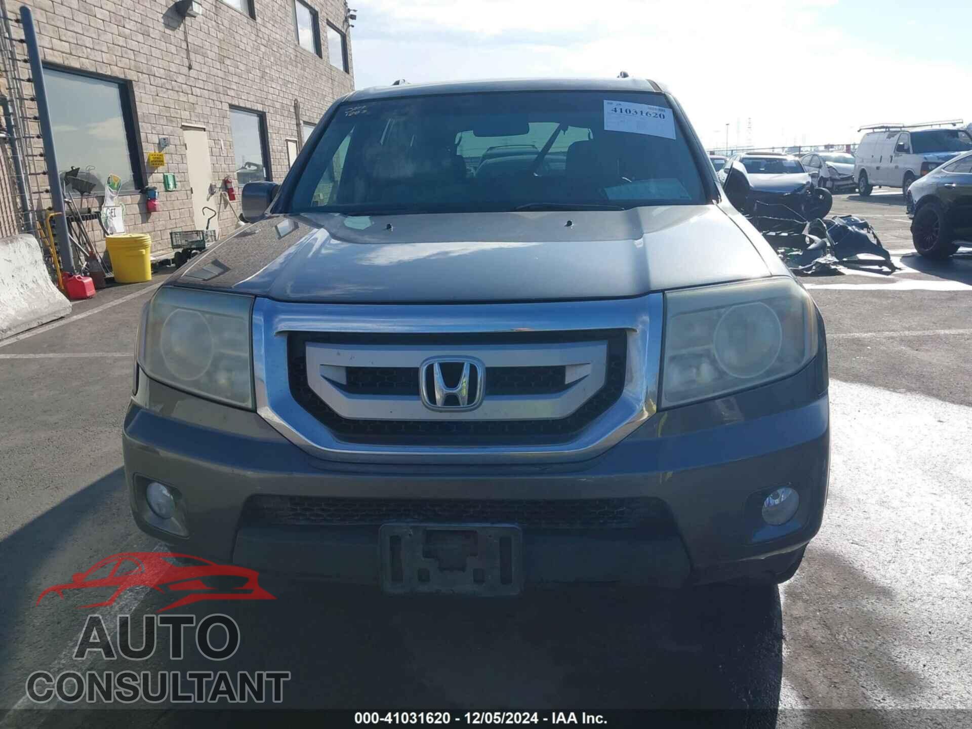 HONDA PILOT 2011 - 5FNYF3H40BB049925