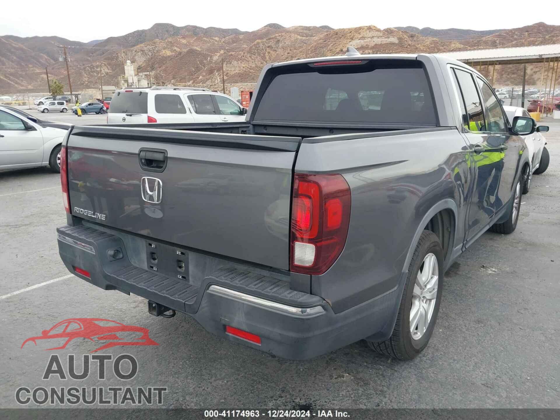 HONDA RIDGELINE 2017 - 5FPYK2F24HB005109