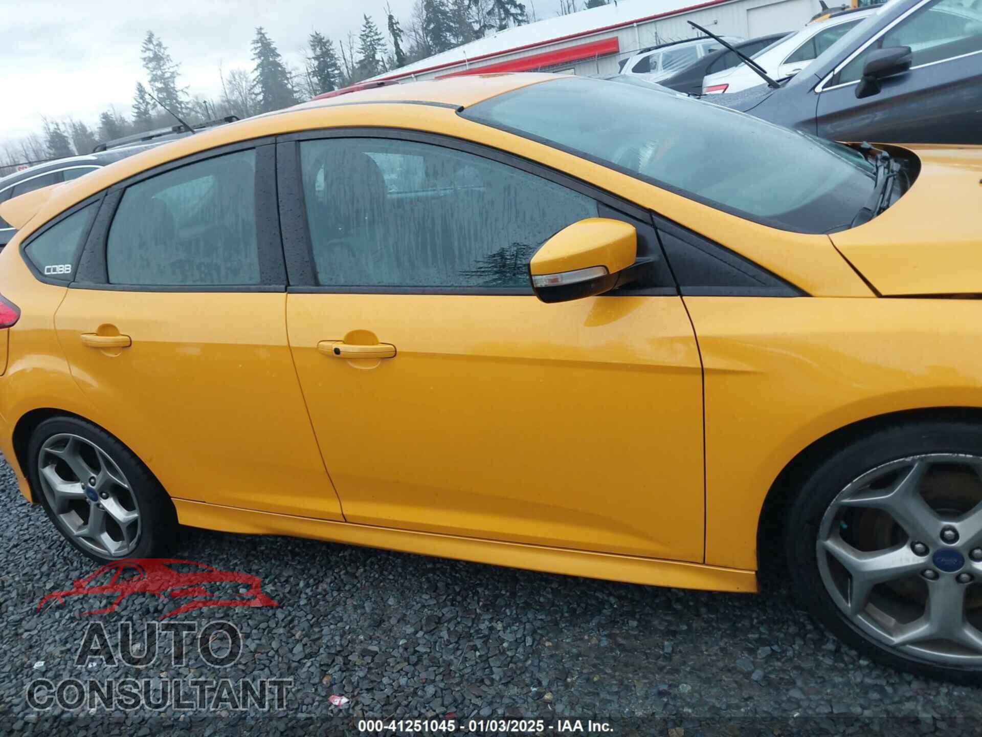 FORD FOCUS ST 2016 - 1FADP3L97GL351625