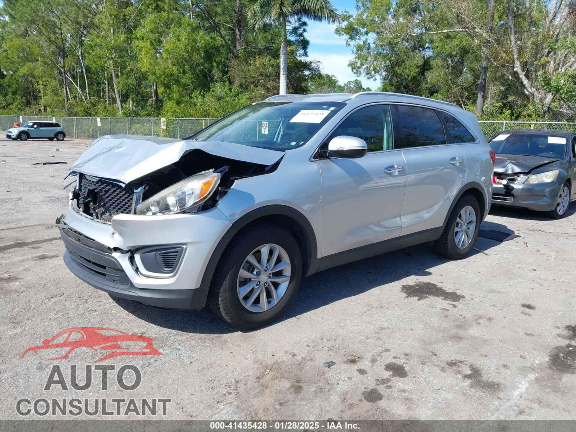 KIA SORENTO 2017 - 5XYPG4A36HG219089