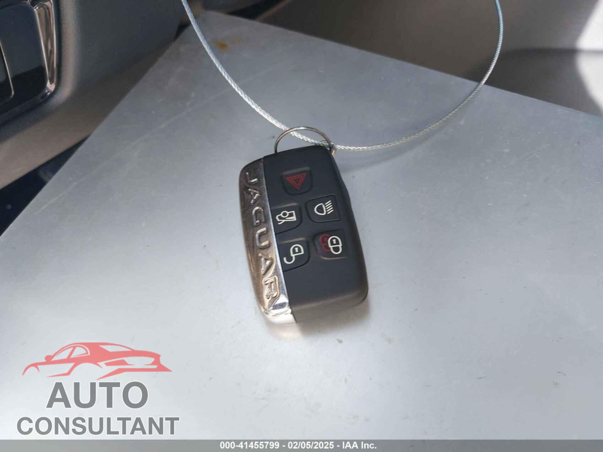 JAGUAR XE 2017 - SAJAD4BG2HA965959
