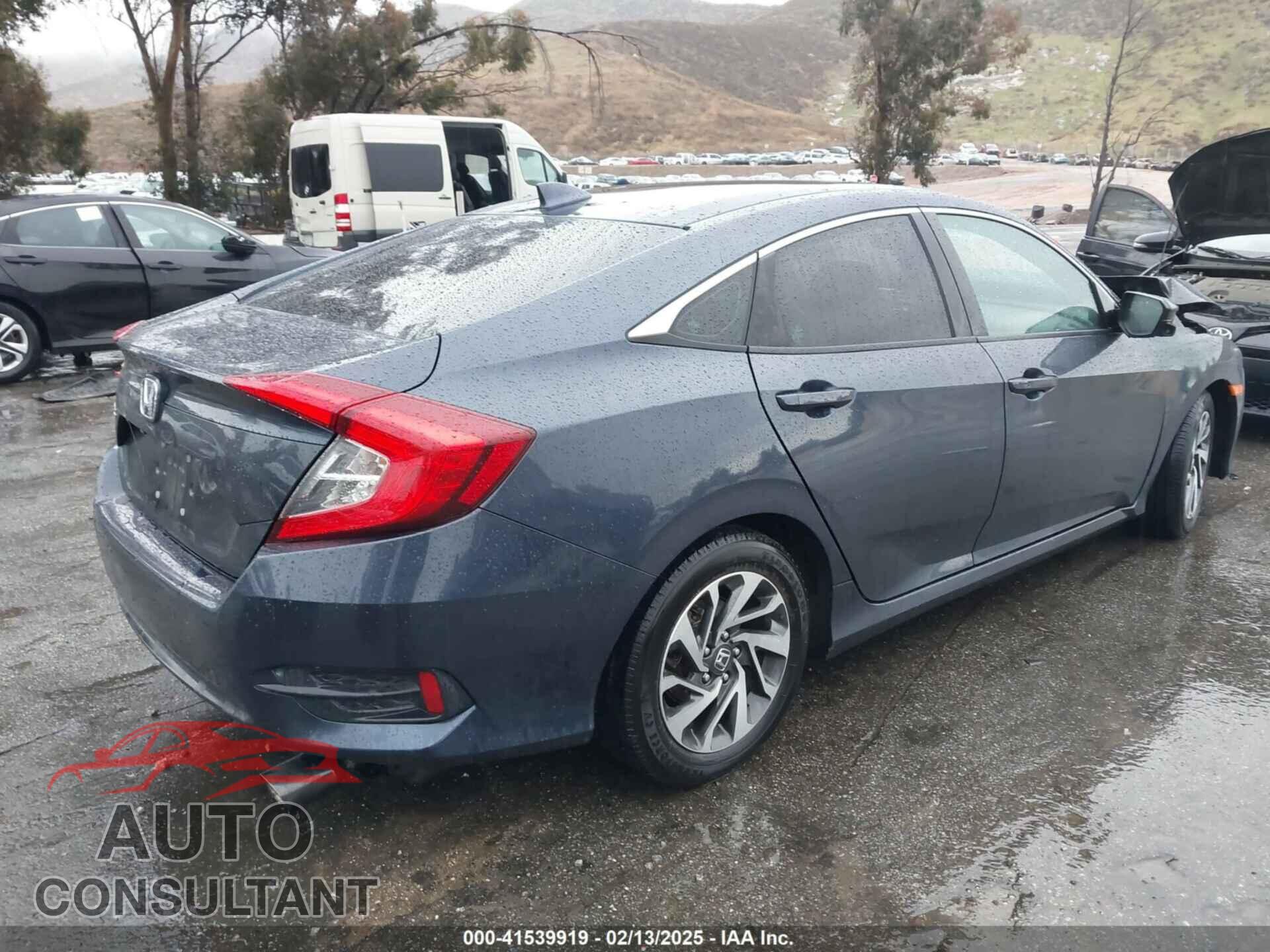HONDA CIVIC 2017 - 19XFC2F72HE231888