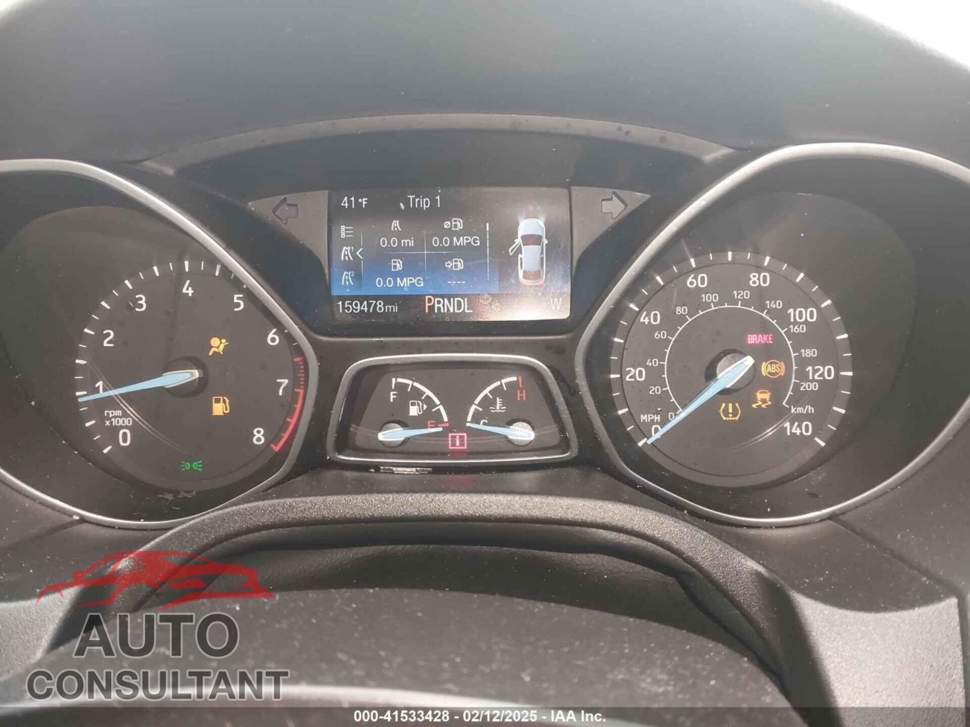 FORD FOCUS 2017 - 1FADP3F24HL210401