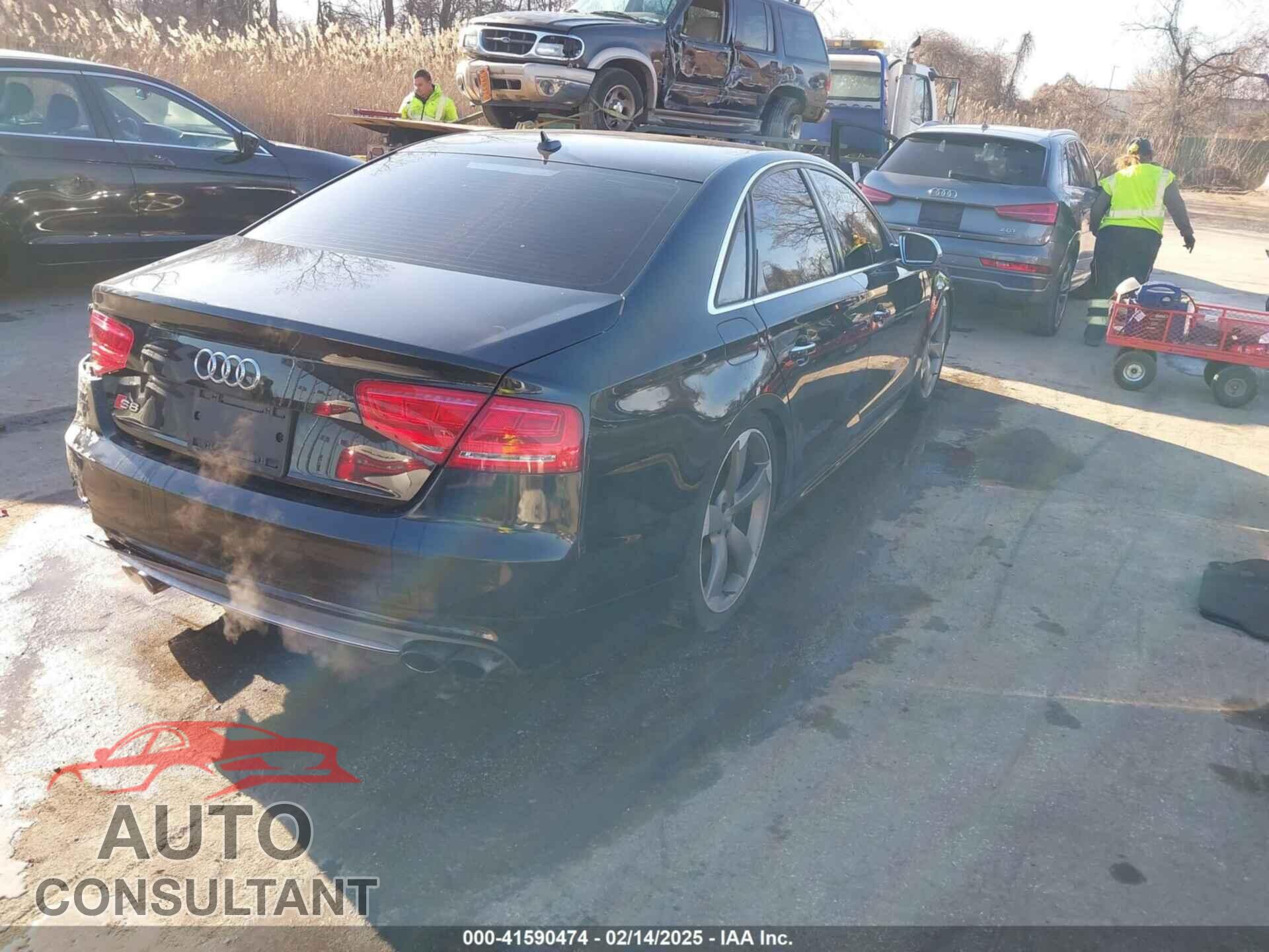 AUDI S8 2014 - WAUD2AFD8EN003571