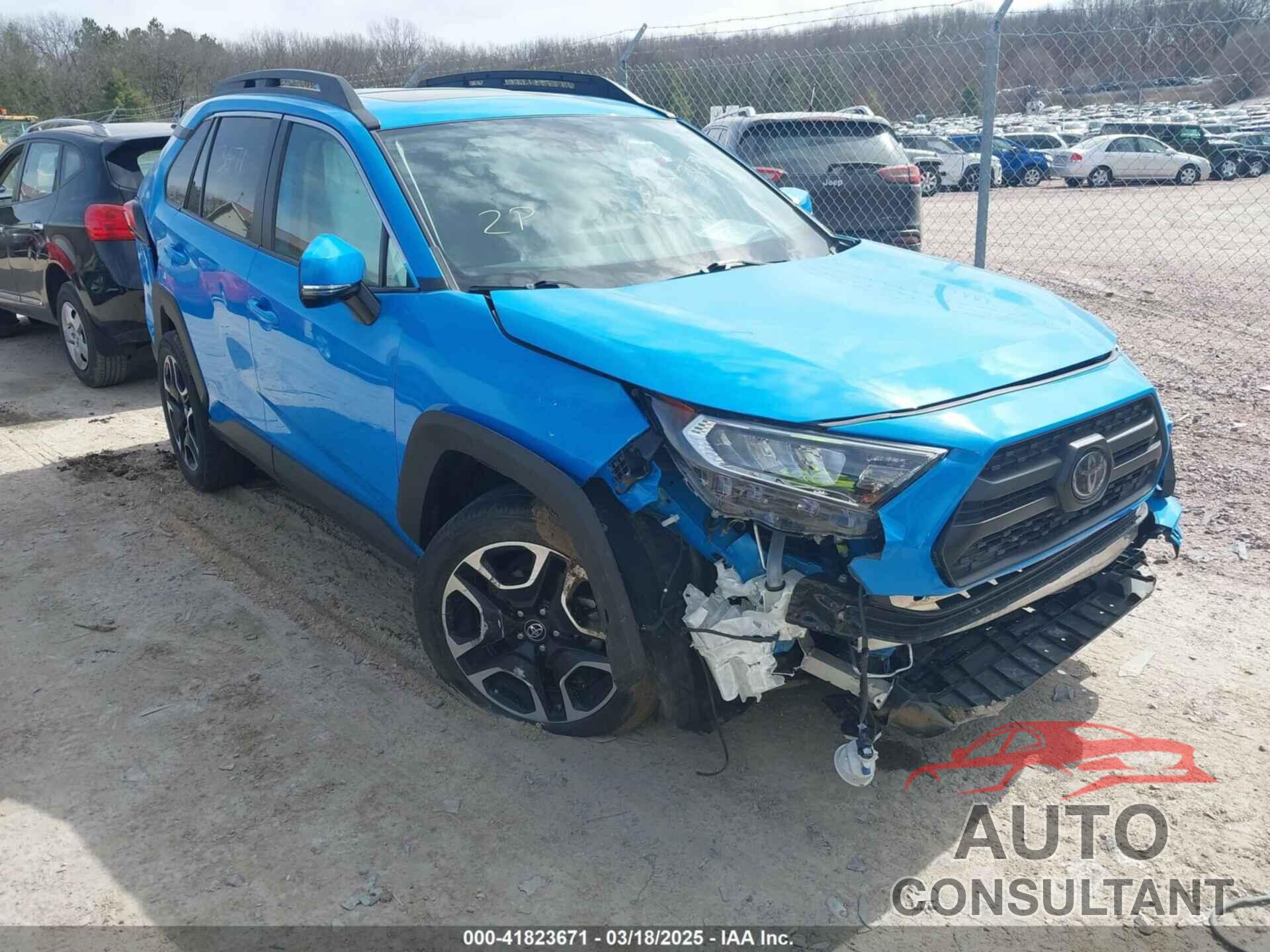 TOYOTA RAV4 2019 - 2T3J1RFV5KW005928