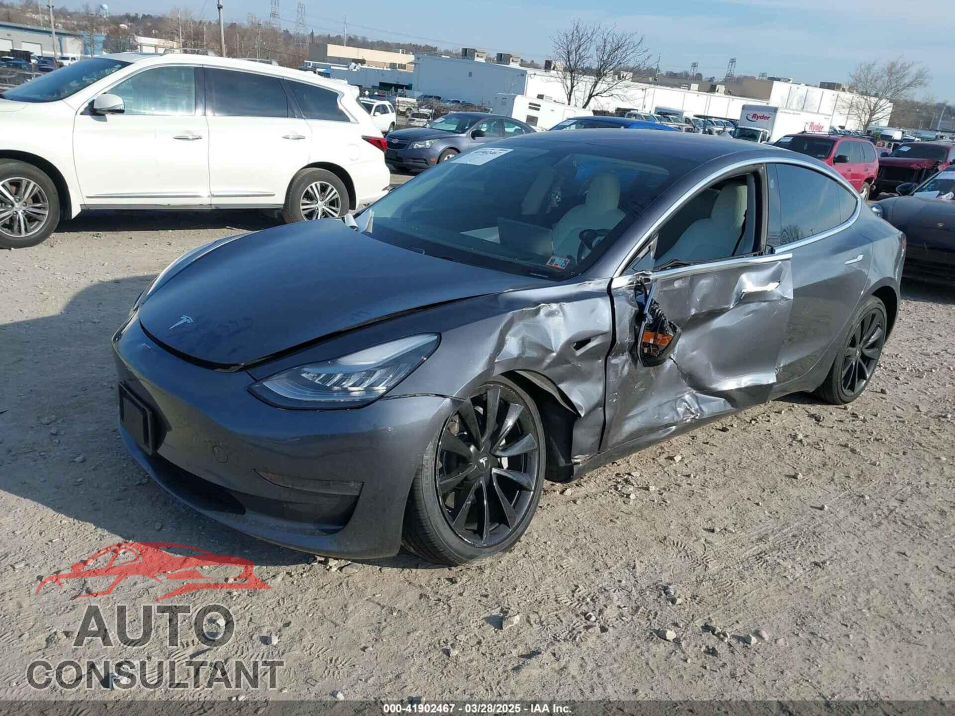 TESLA MODEL 3 2019 - 5YJ3E1EB4KF195538