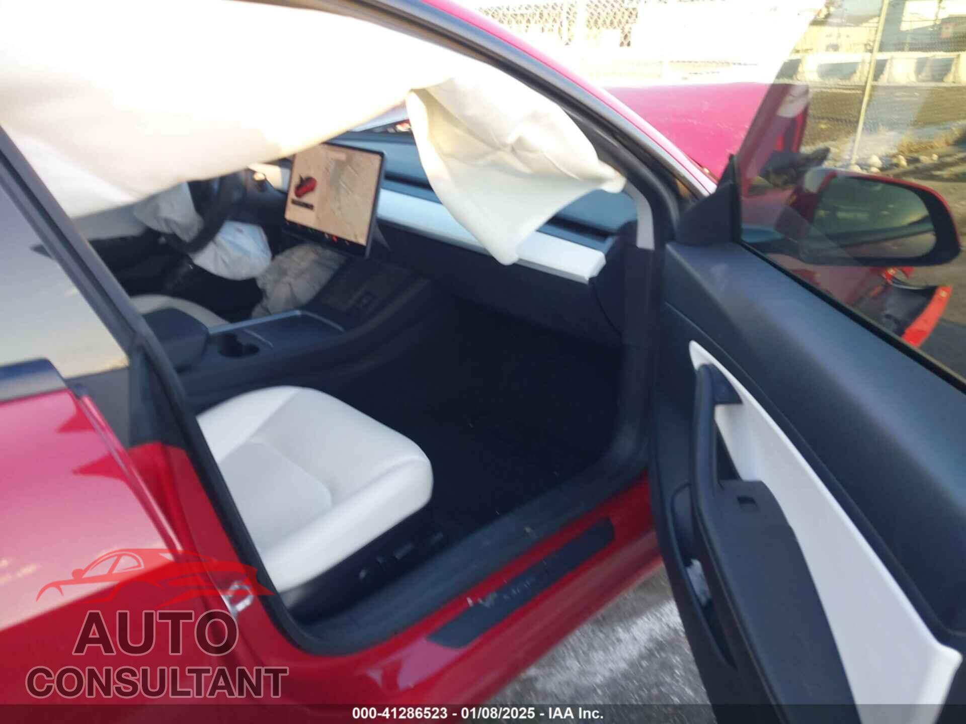 TESLA MODEL 3 2021 - 5YJ3E1EA6MF840491