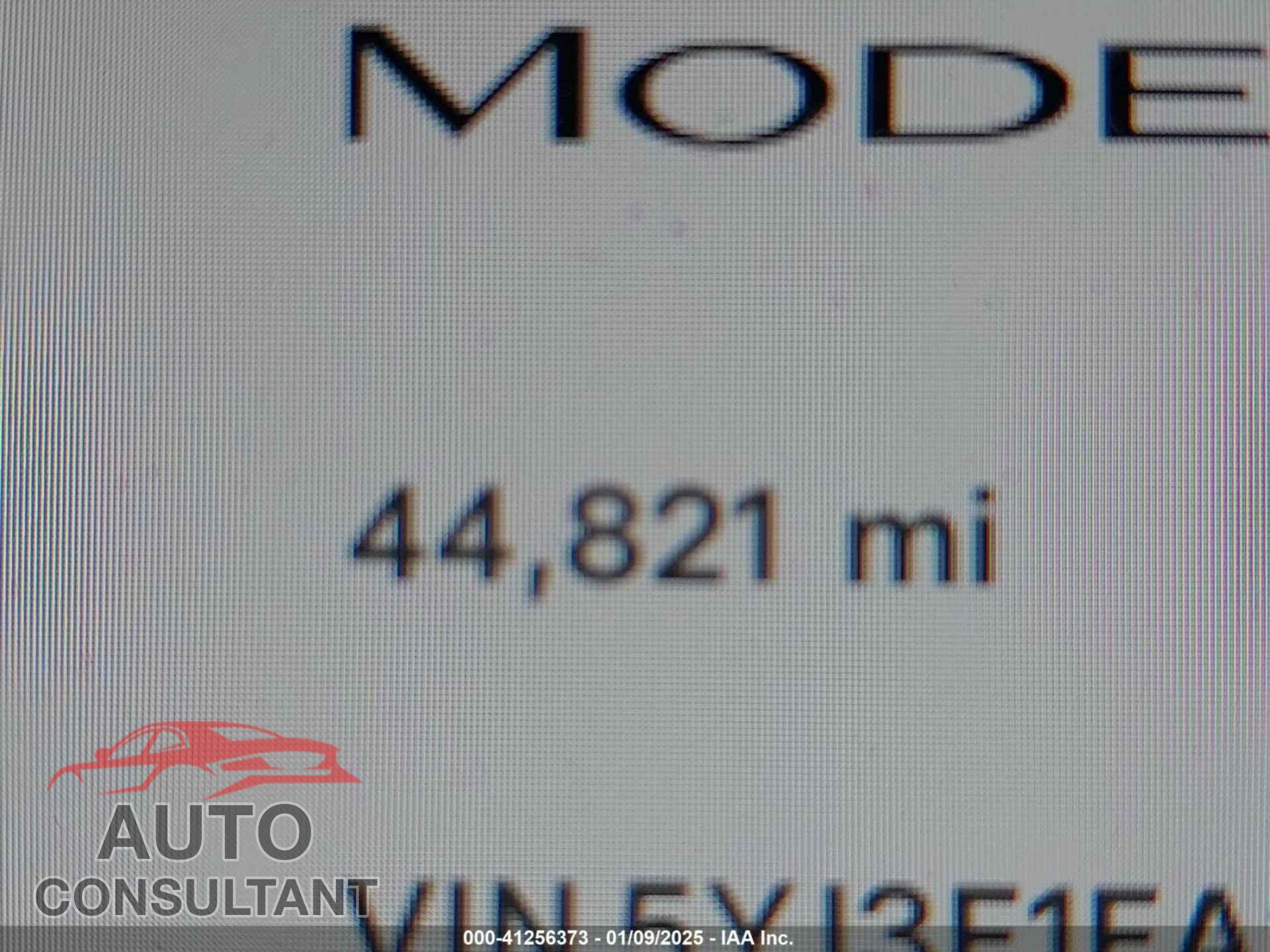 TESLA MODEL 3 2024 - 5YJ3E1EA3RF737469