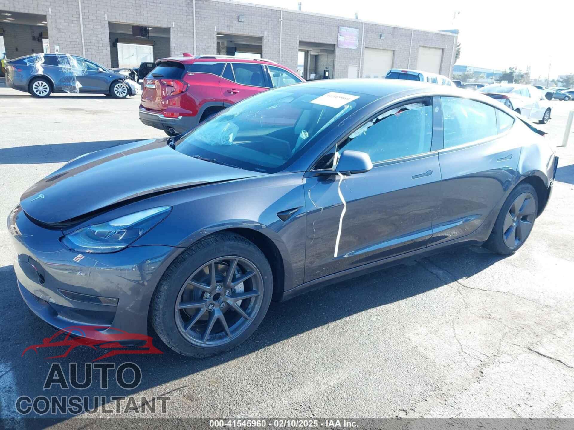 TESLA MODEL 3 2023 - 5YJ3E1EA1PF681030