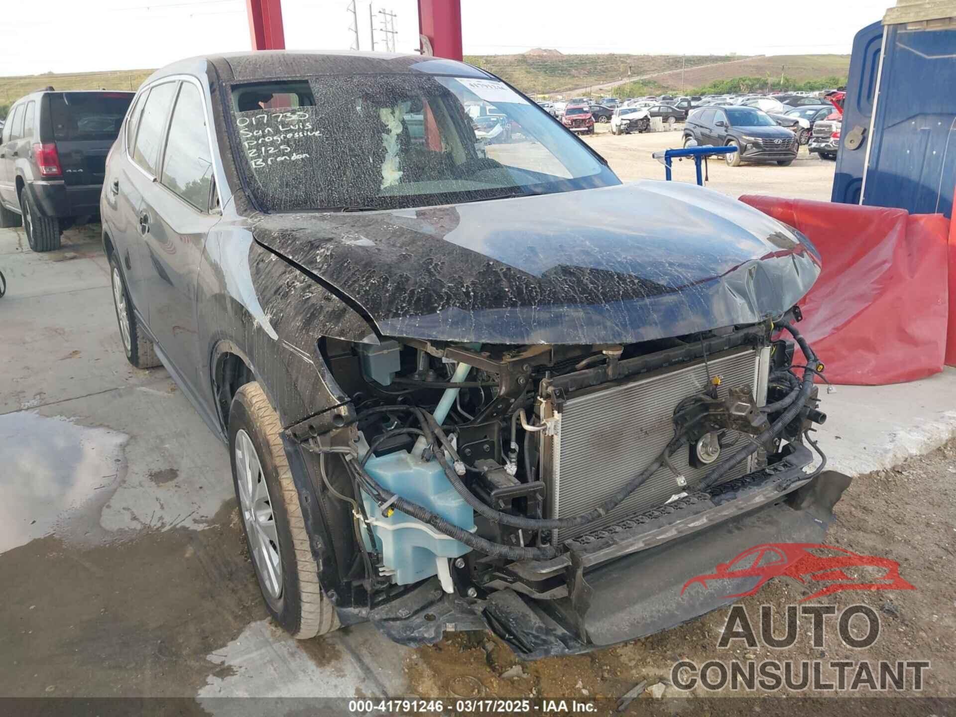 NISSAN ROGUE 2019 - KNMAT2MT9KP515830