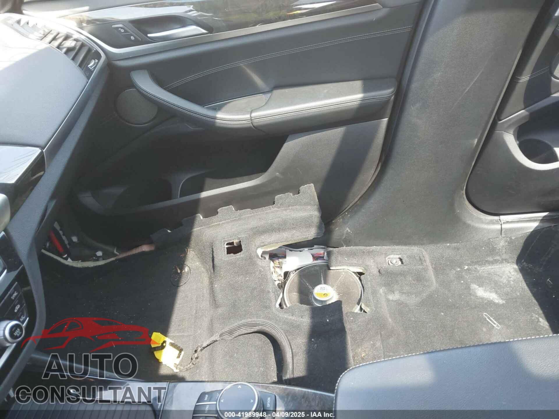BMW X3 2019 - 5UXTR9C57KLP87558