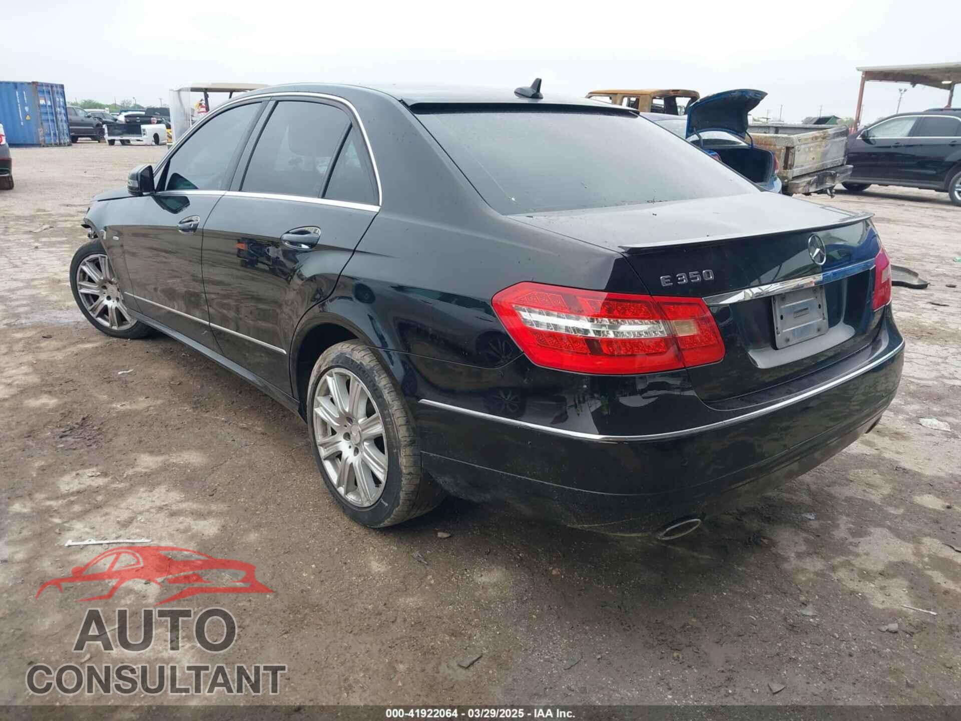 MERCEDES-BENZ E 2012 - WDDHF5KB2CA551385
