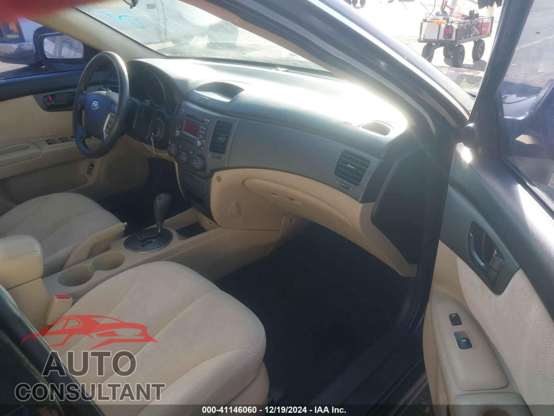 KIA OPTIMA 2010 - KNAGG4A88A5421228