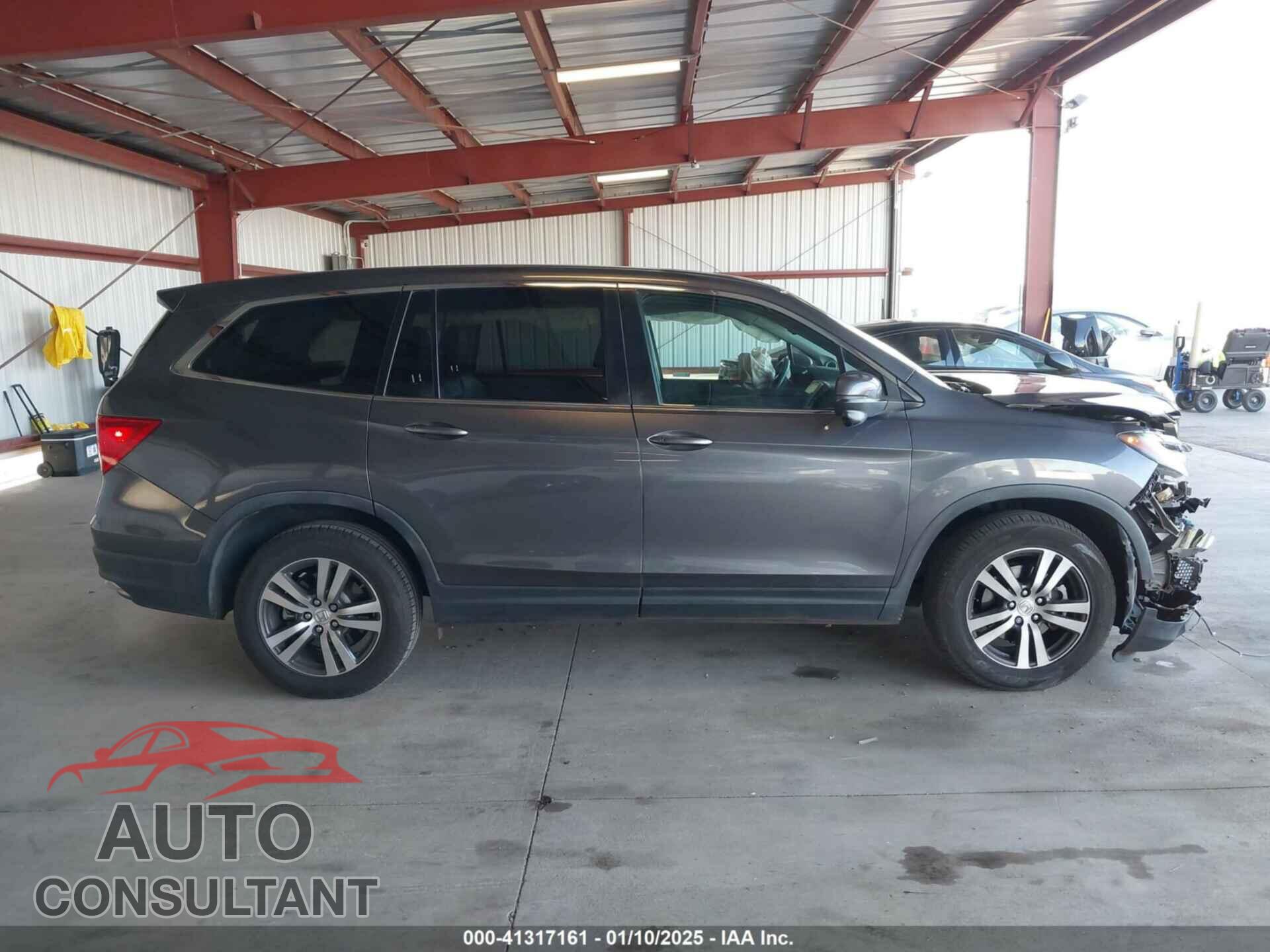 HONDA PILOT 2017 - 5FNYF5H57HB045352