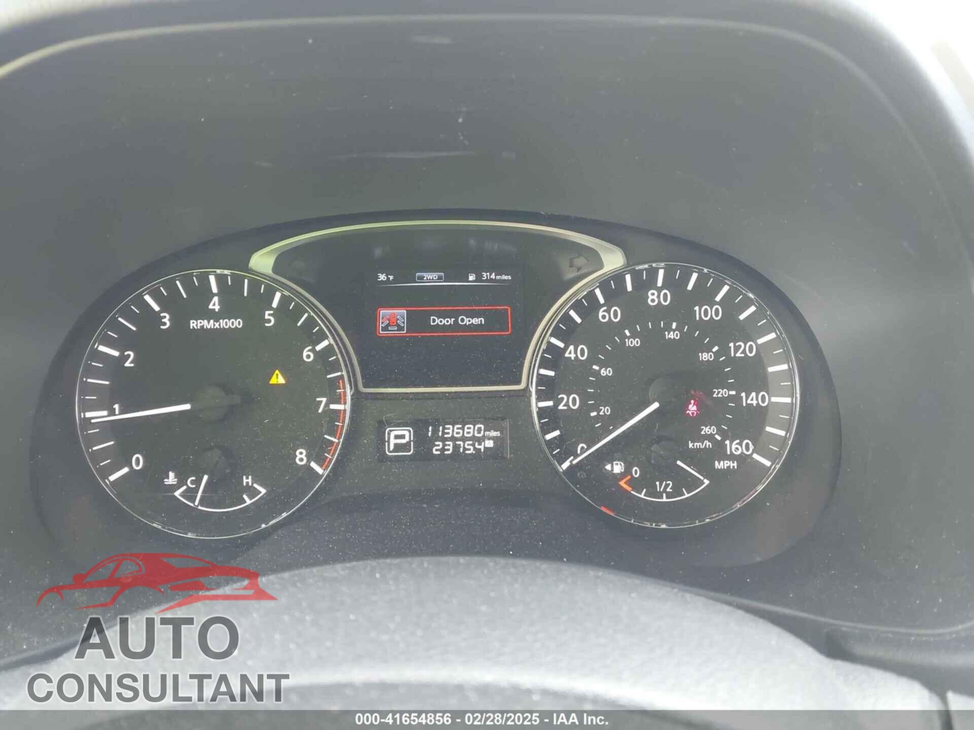 NISSAN PATHFINDER 2015 - 5N1AR2MM1FC674597