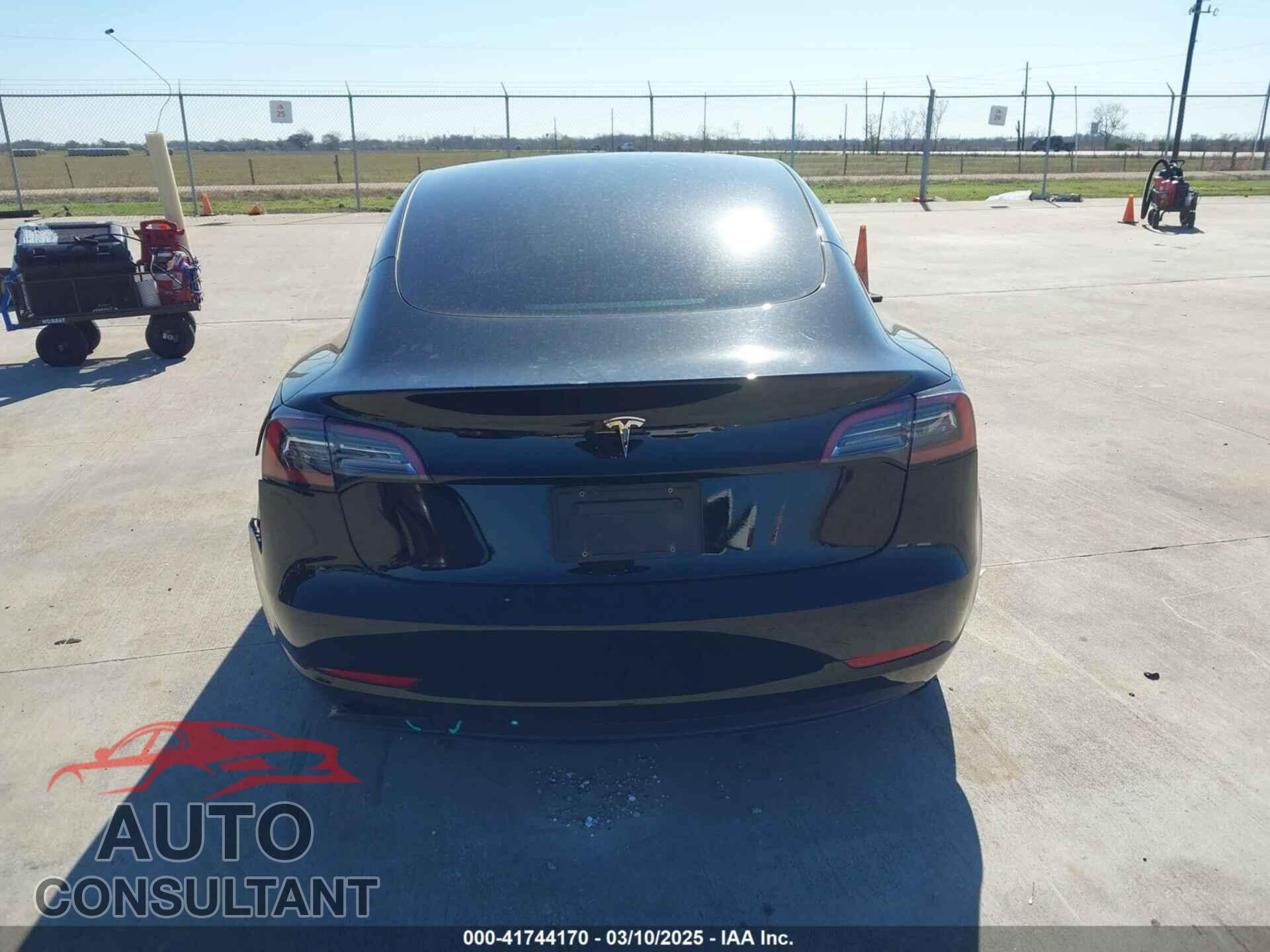 TESLA MODEL 3 2023 - 5YJ3E1EA9PF587476