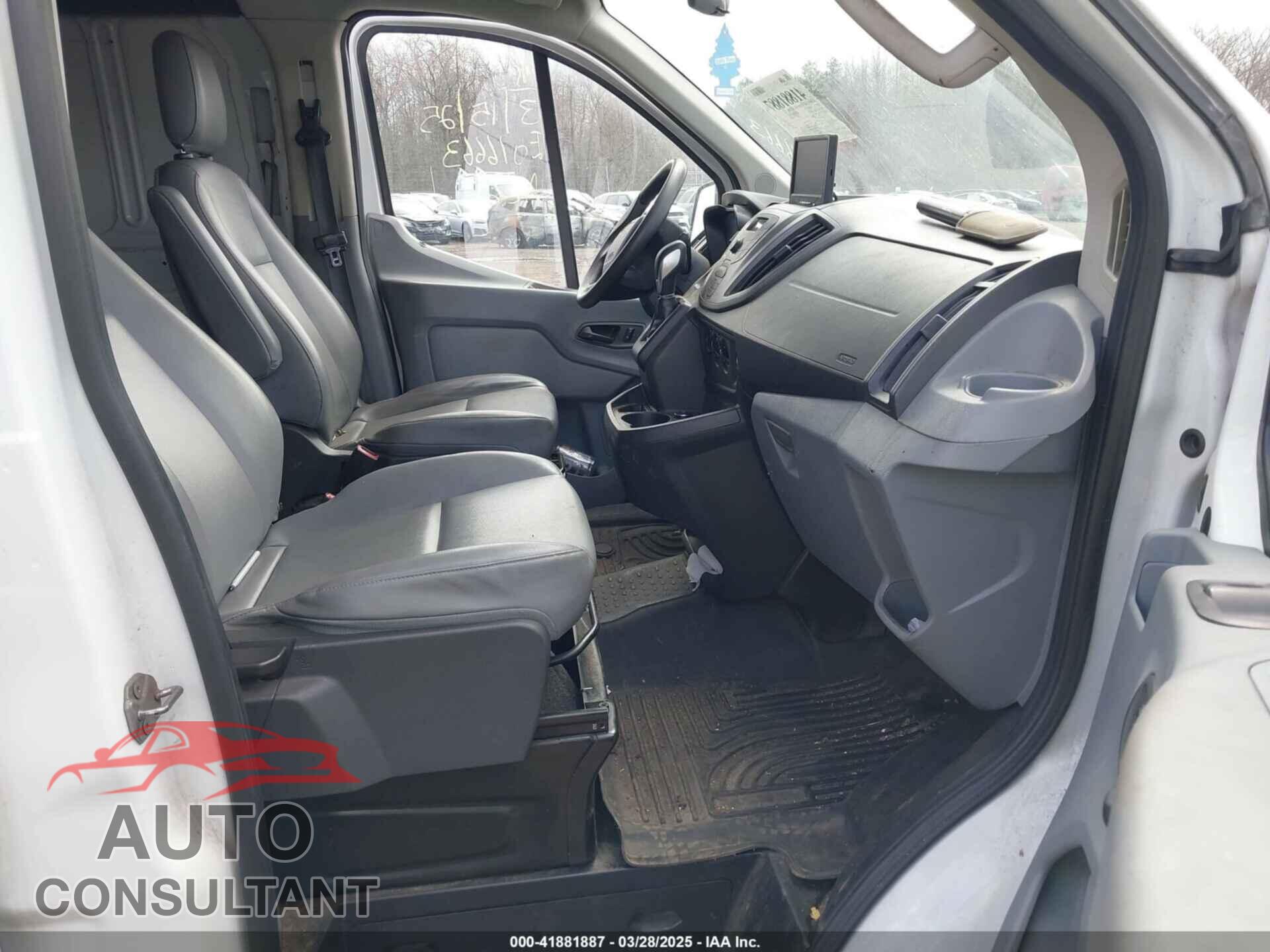 FORD TRANSIT-250 2015 - 1FTNR1YM6FKB00237