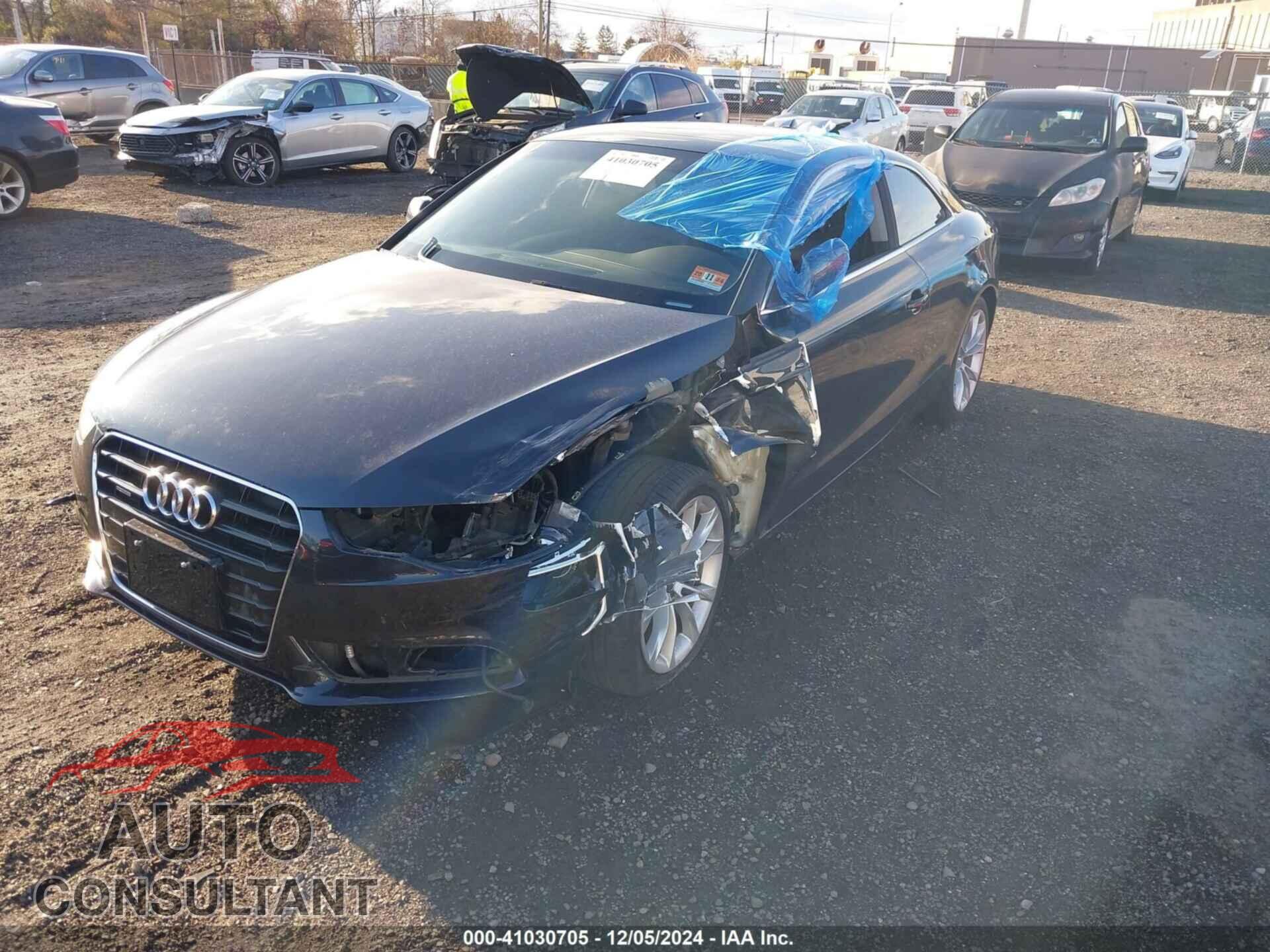 AUDI A5 2013 - WAULFAFR0DA002044