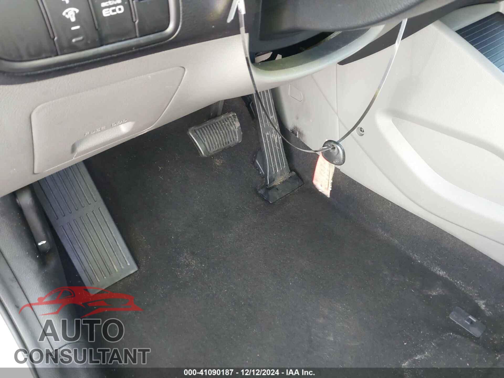 KIA FORTE 2015 - KNAFK4A64F5367975