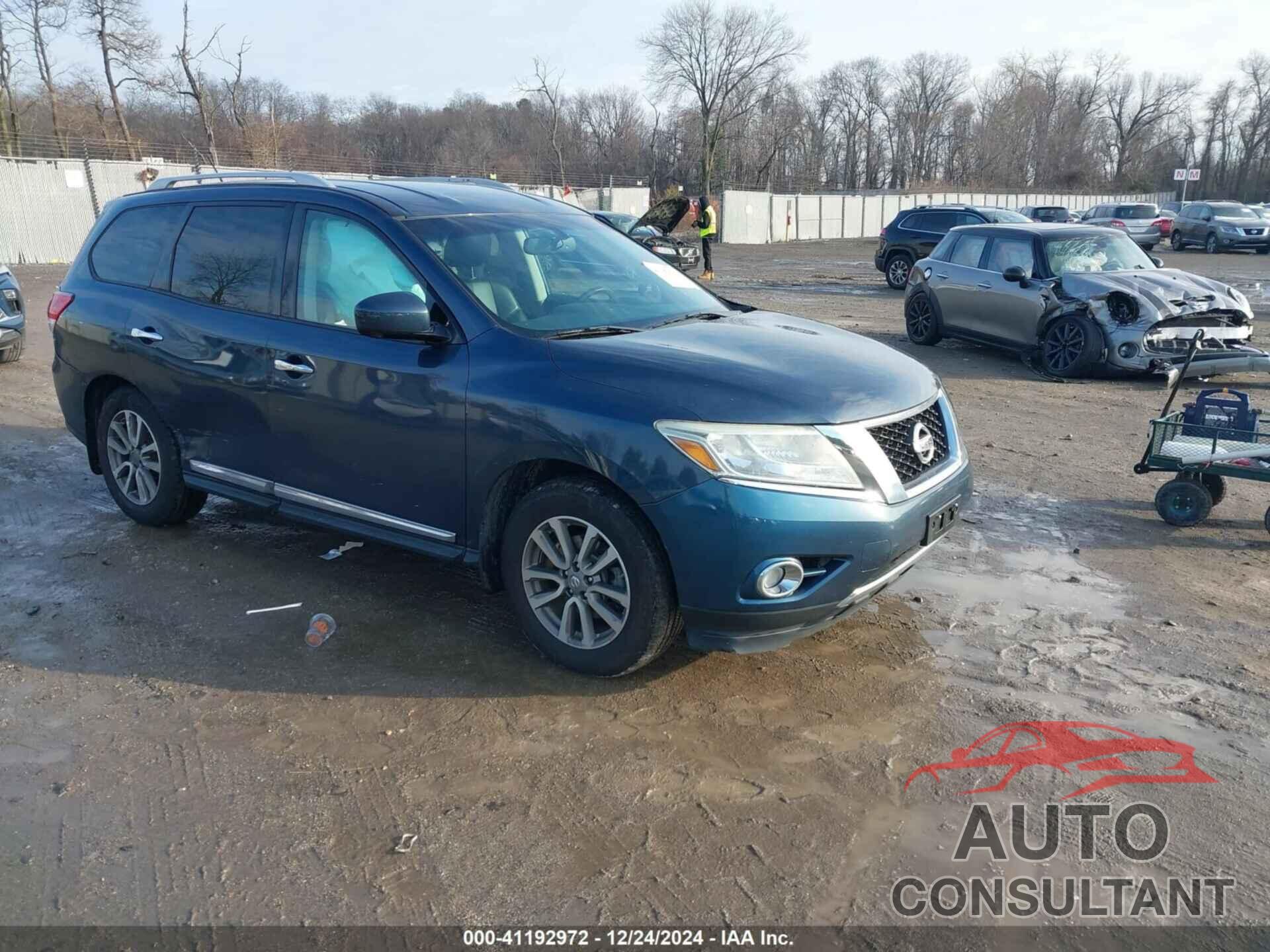 NISSAN PATHFINDER 2016 - 5N1AR2MM9GC623172