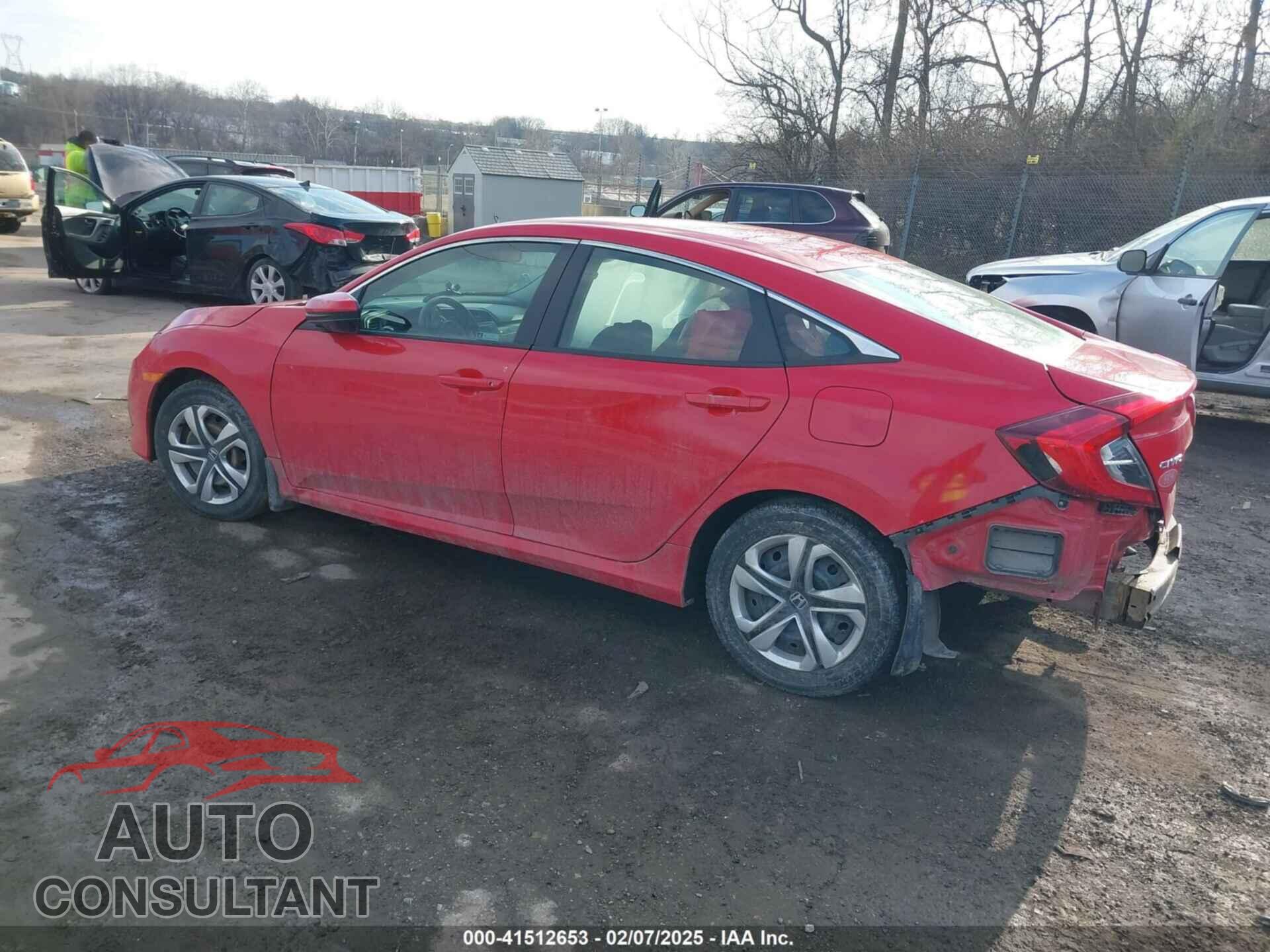 HONDA CIVIC 2018 - 2HGFC2F52JH572475