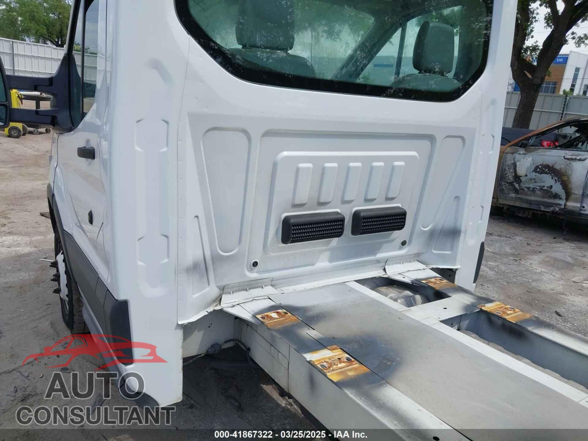 FORD TRANSIT-350 CAB 2018 - 1FDRS6ZM7JKA30124