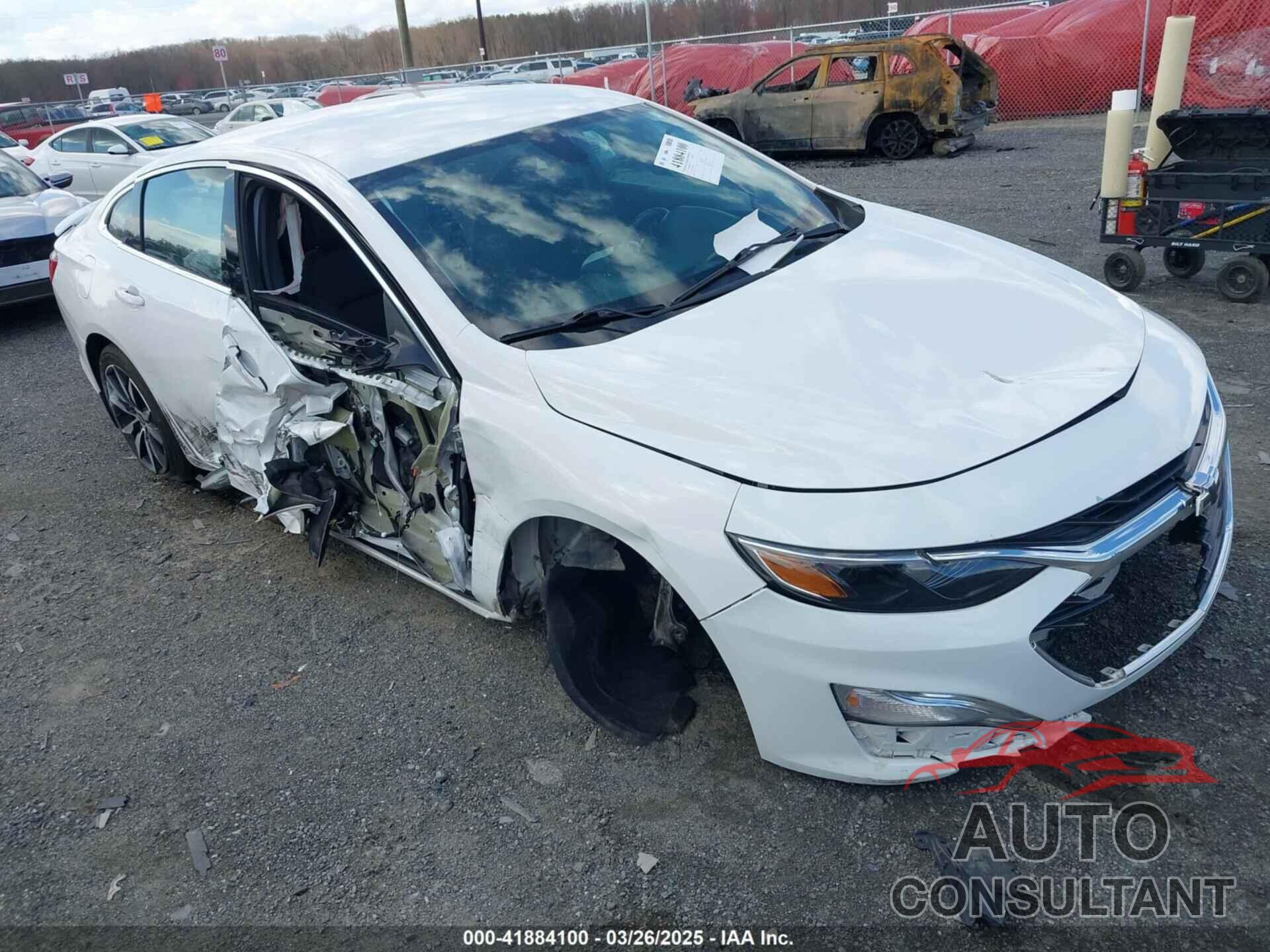 CHEVROLET MALIBU 2019 - 1G1ZD5ST7KF190419