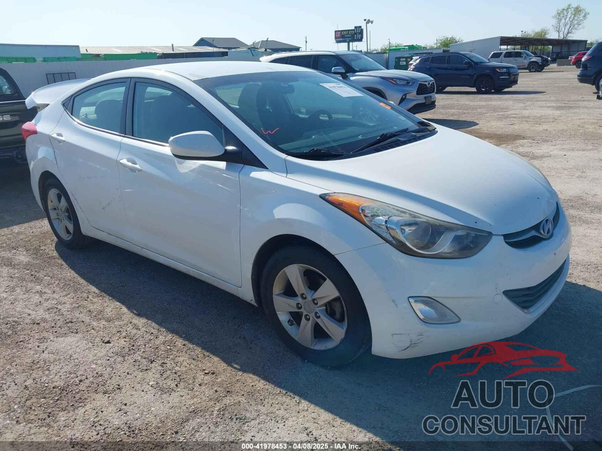 HYUNDAI ELANTRA 2013 - 5NPDH4AE9DH453781