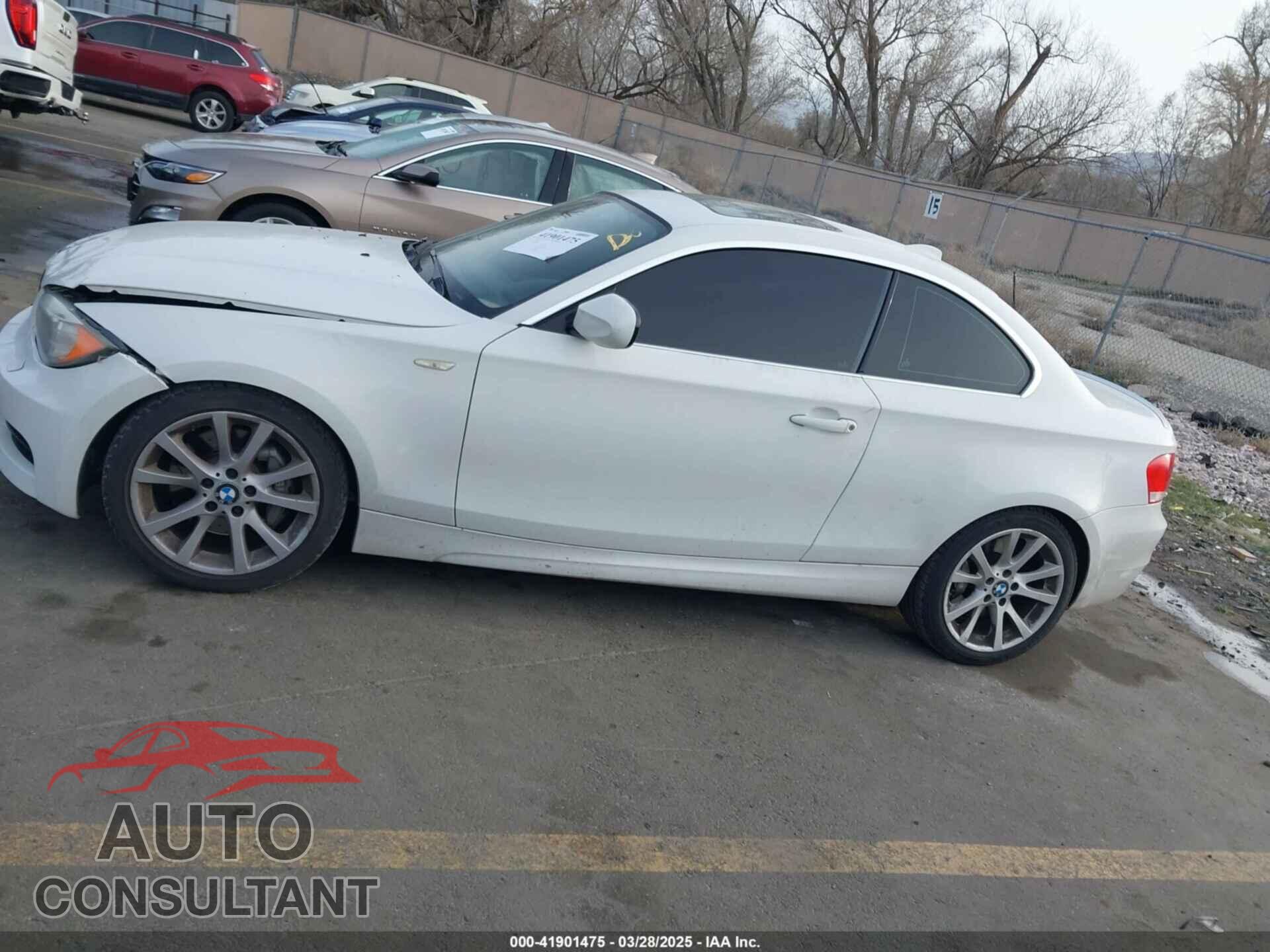 BMW 135I 2013 - WBAUC9C52DVM13628