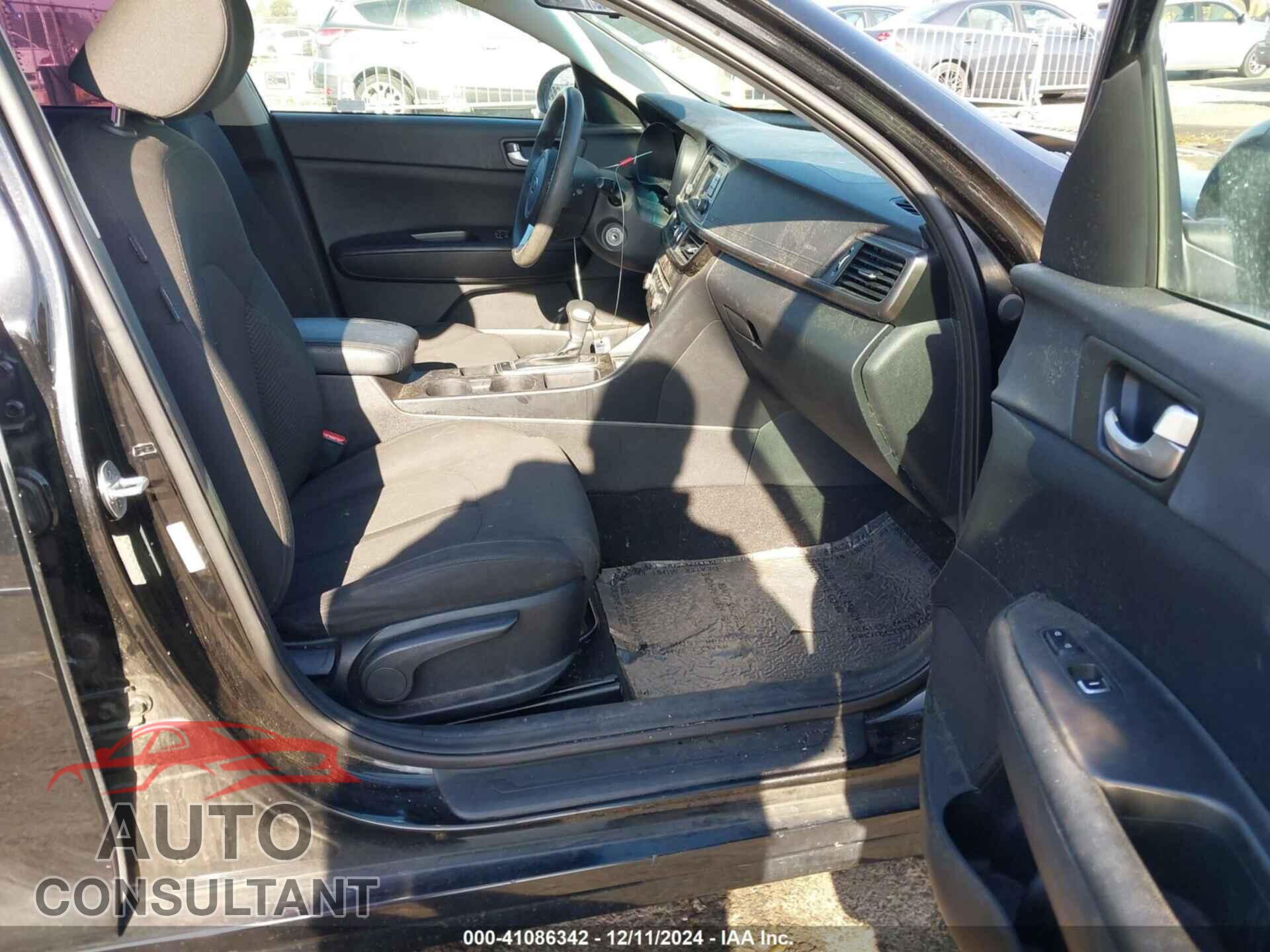 KIA OPTIMA 2016 - KNAGT4L36G5108636