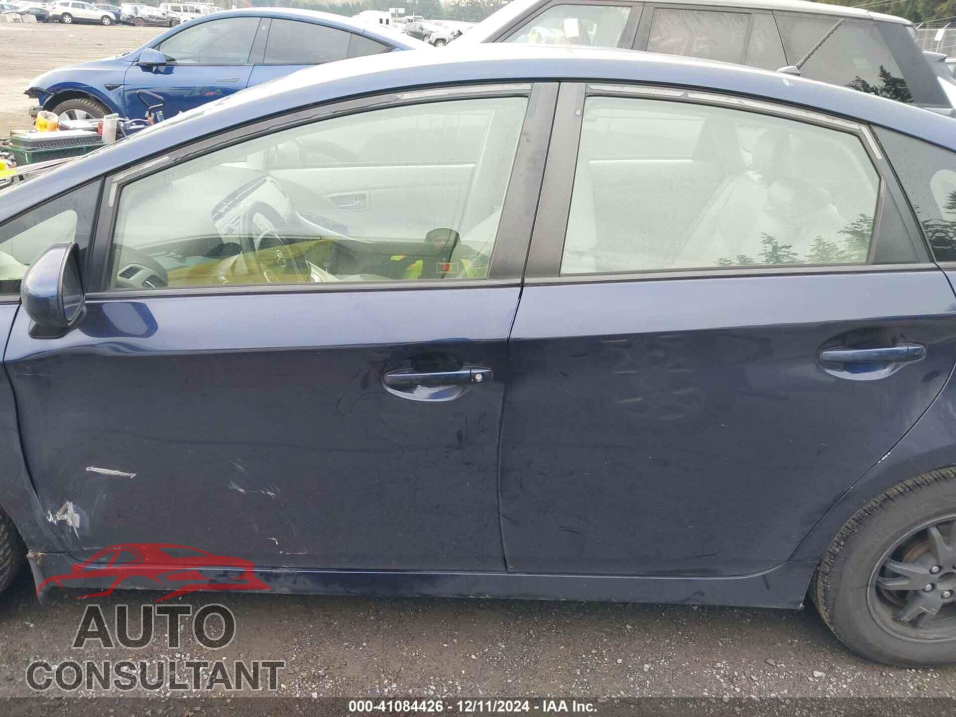 TOYOTA PRIUS 2012 - JTDKN3DU6C1509792