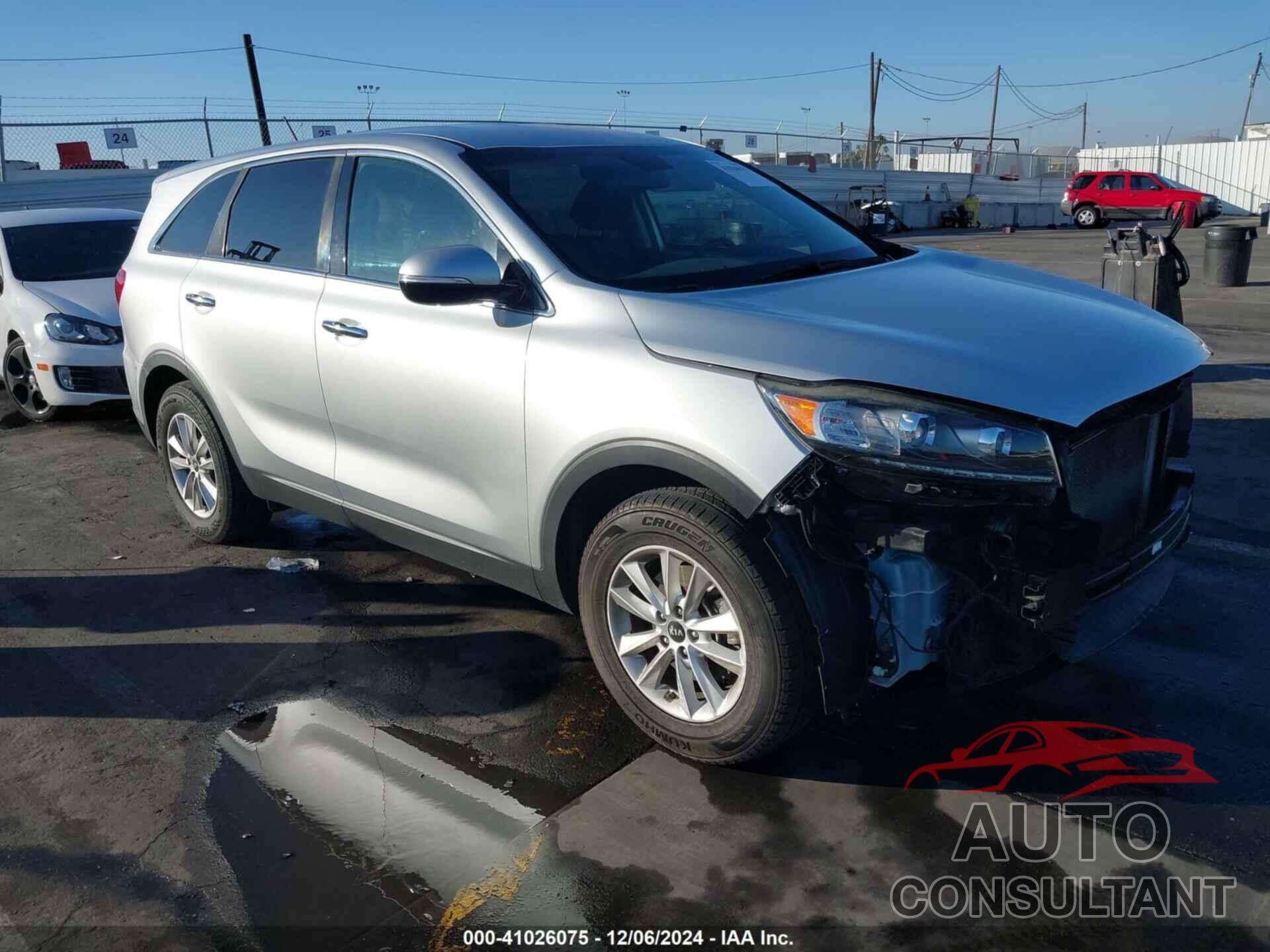 KIA SORENTO 2019 - 5XYPG4A39KG575379