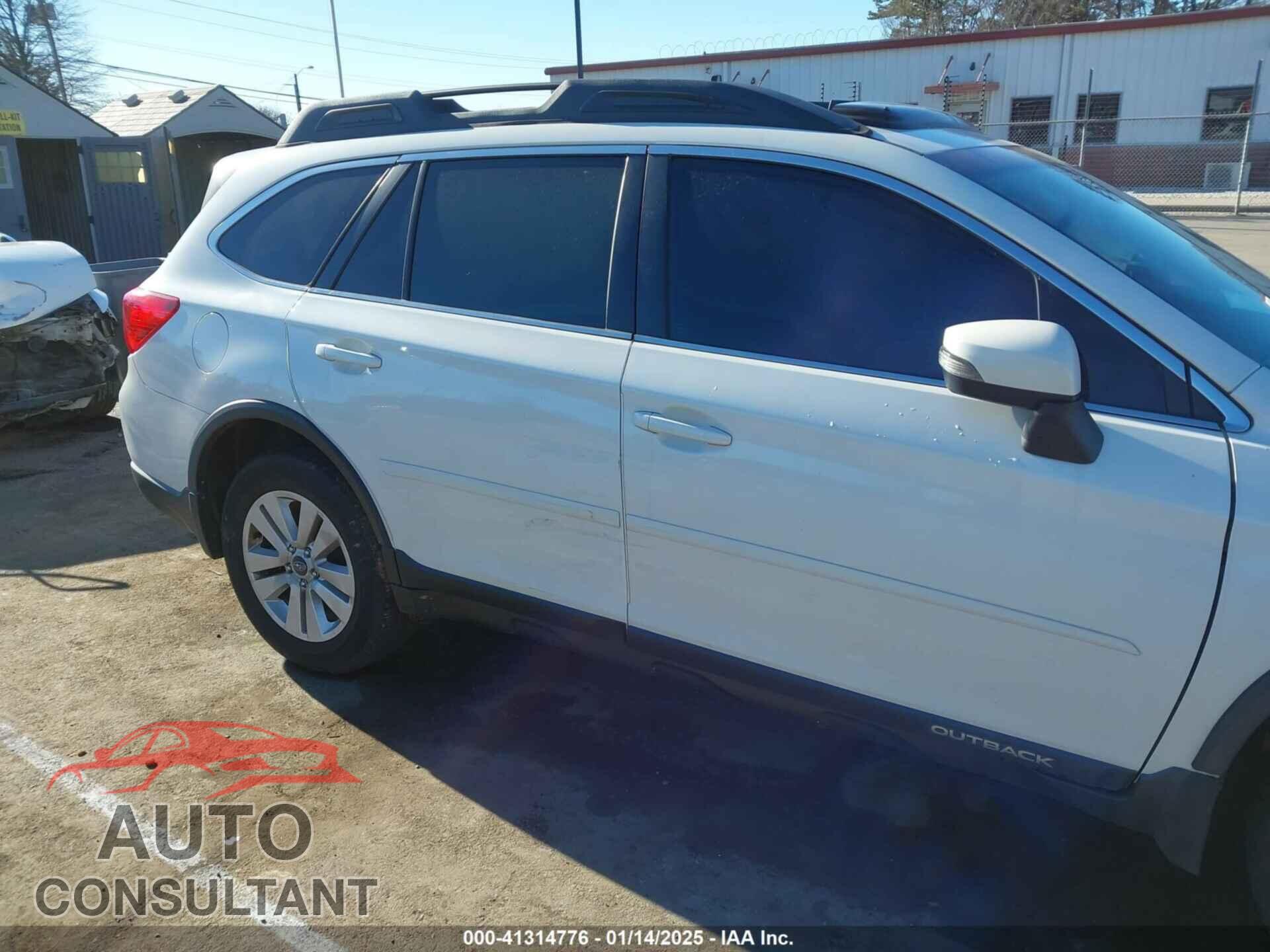 SUBARU OUTBACK 2017 - 4S4BSAHC8H3223996