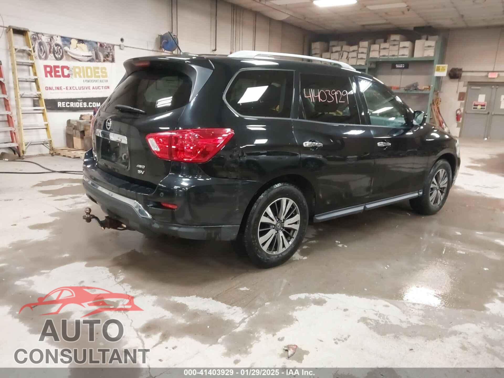 NISSAN PATHFINDER 2017 - 5N1DR2MM5HC636032