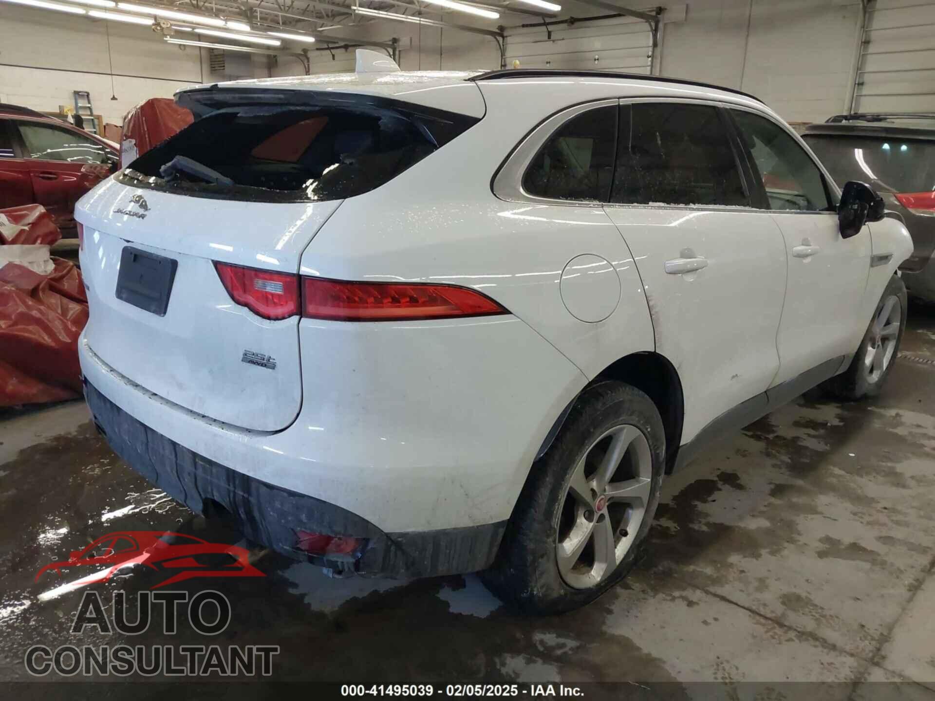JAGUAR F-PACE 2019 - SADCJ2FX5KA615736
